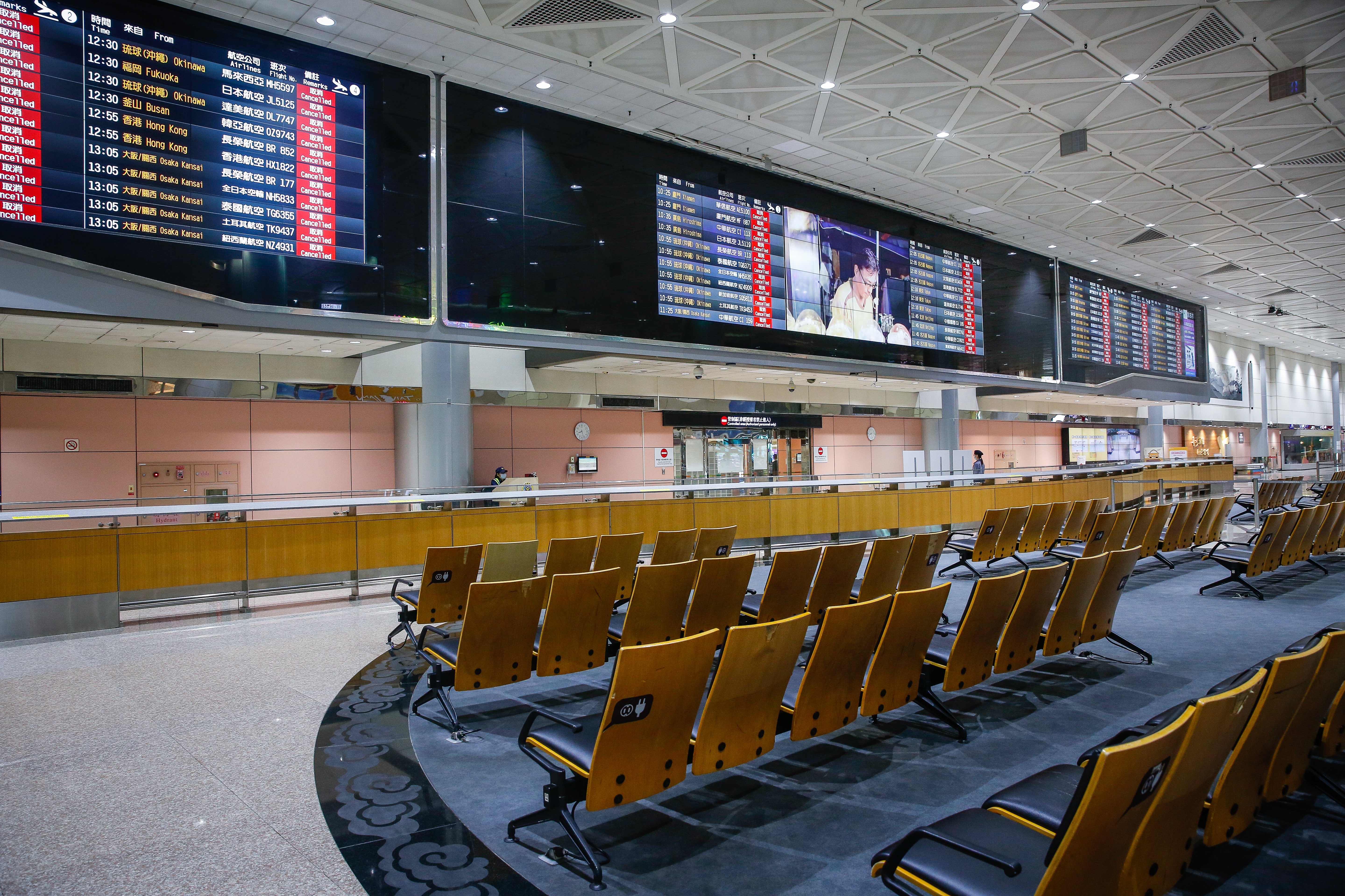 羅一鈞指出，最新一週共發現13例變種病毒個案，包含12例印度變異株（Delta變種病毒）及1例英國變異株（Alpha變種病毒）。（本刊資料照）