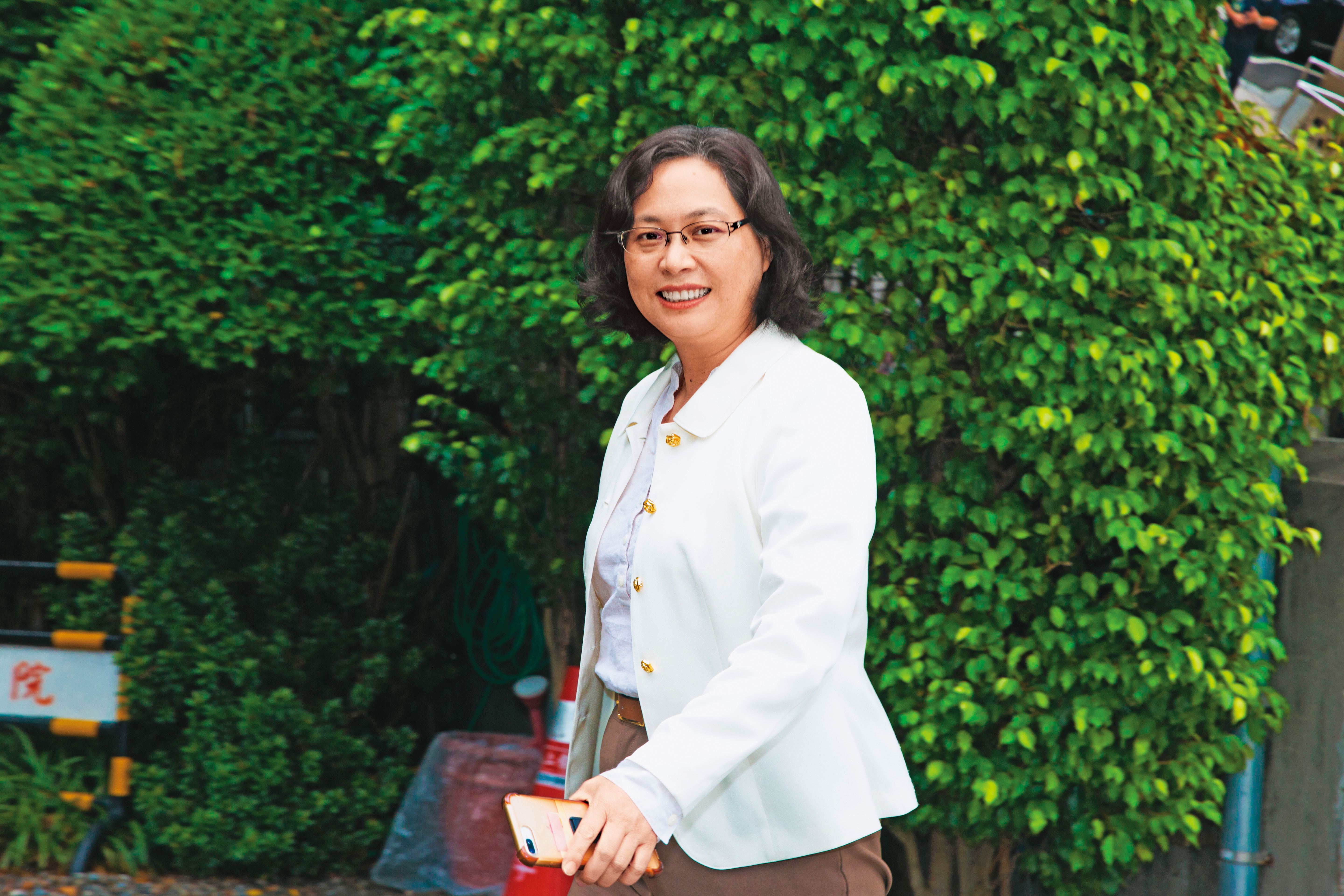 賴香伶參選意願低，但被黨內視為是參選苗栗或新竹縣長的活棋。
