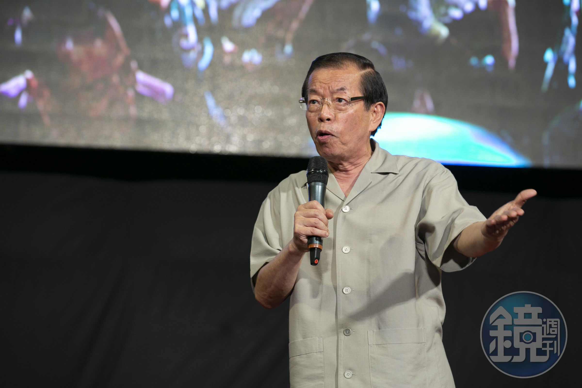 退休警察條子鴿日前發文，表示當年開了謝長廷兒子罰單，事後竟收到2支申誡，對此，謝長廷本人怒斥是假消息。（本刊資料照）
