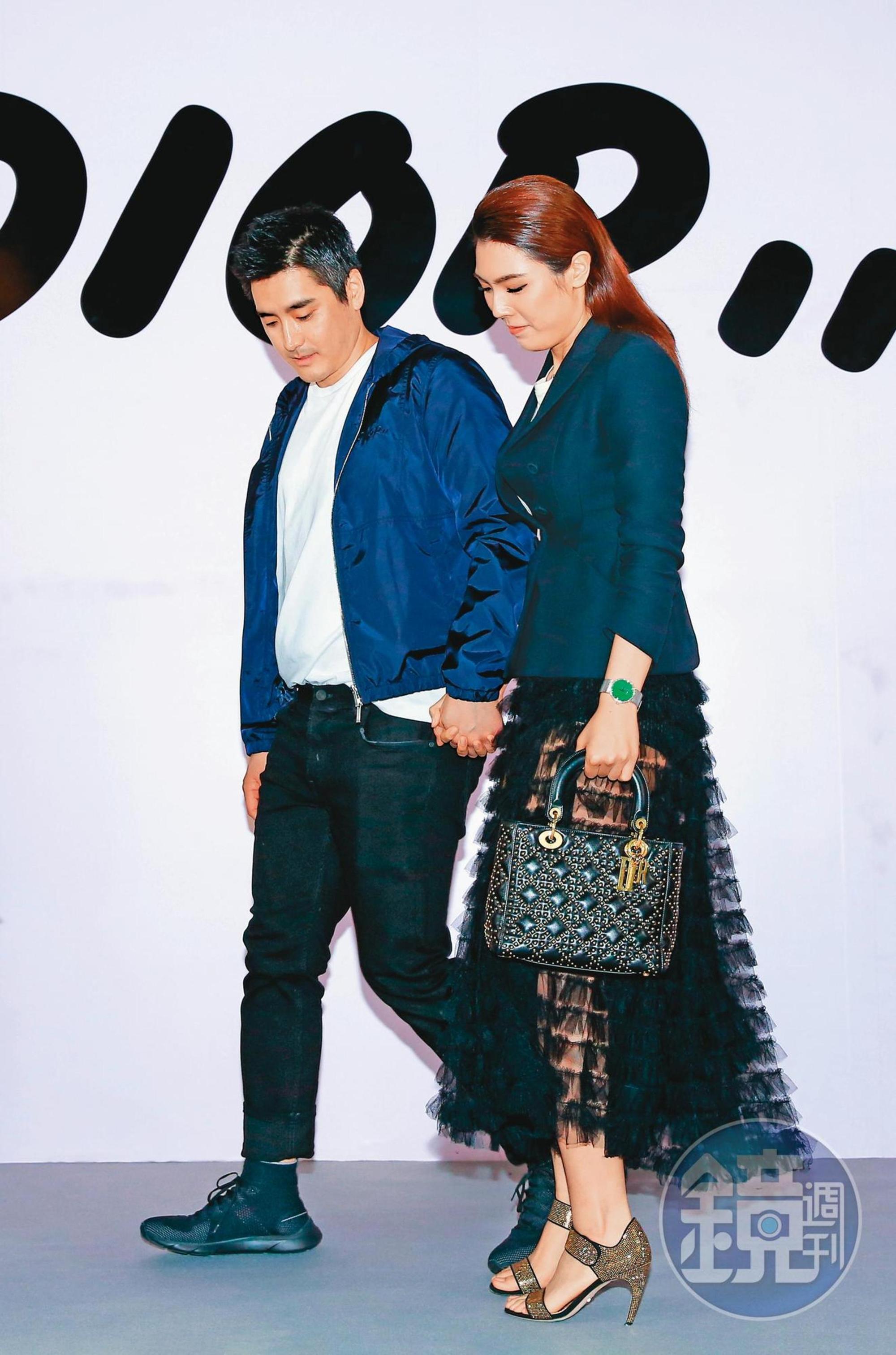 理科太太(右)和先生(左)曾一起攜手走過憂鬱症難關,如今婚姻似又因疫情起變化。