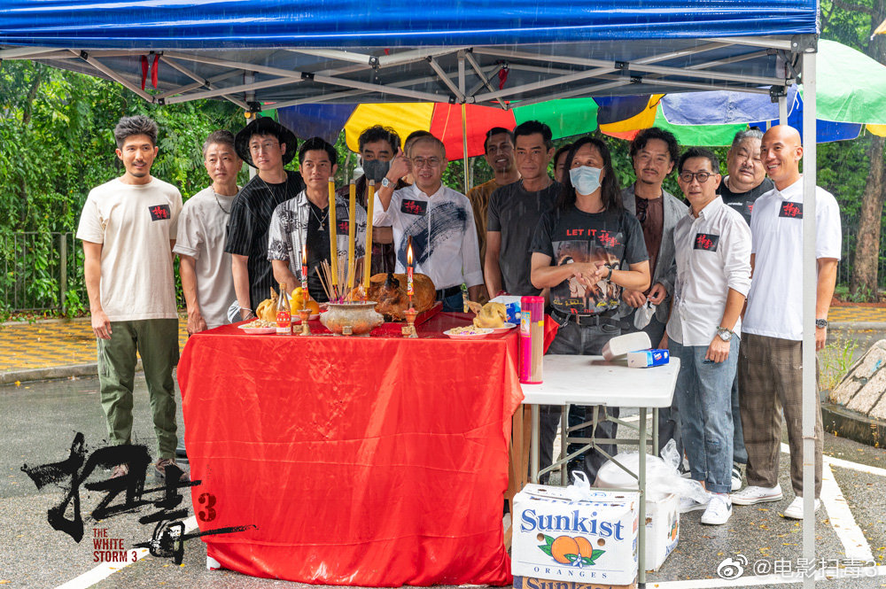 已進行拍攝好一陣子的《掃毒3》8月才於香港舉行開鏡儀式，孰料發生重大工傷意外。（翻攝自電影掃毒3官博）