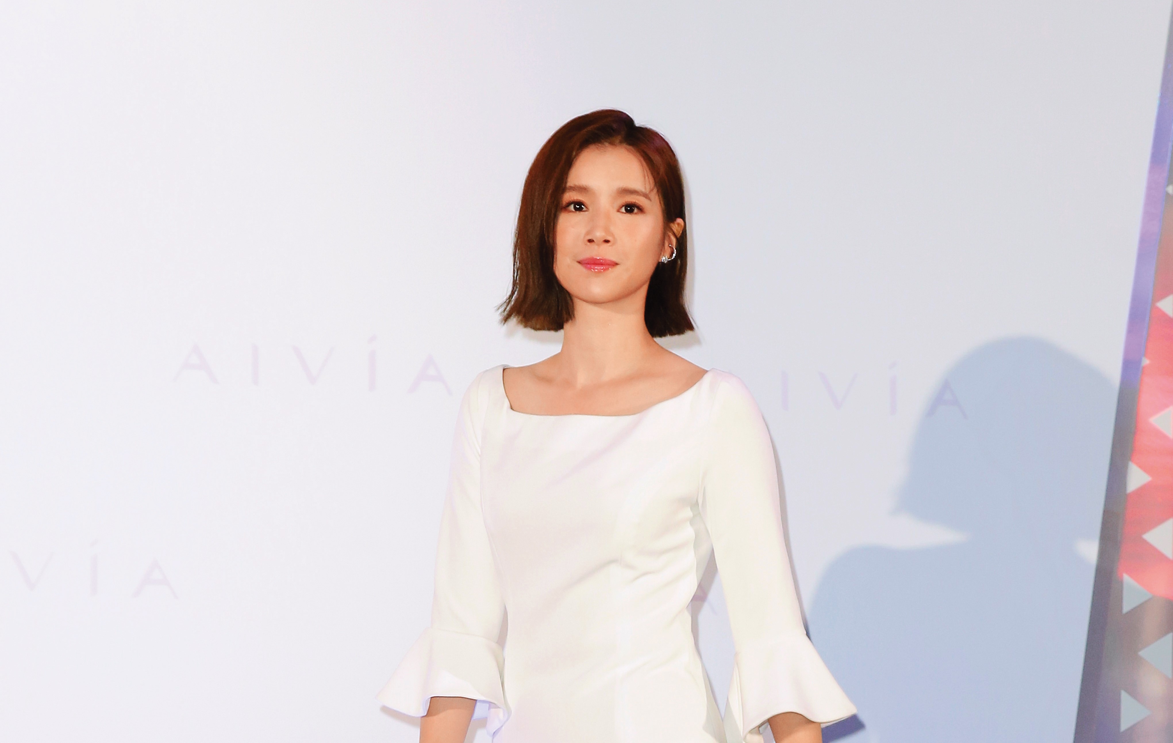  去年李佳穎在代言活動中透露有穩定交往的圈外男友，但其實早在2019年時，對方就求婚成功。