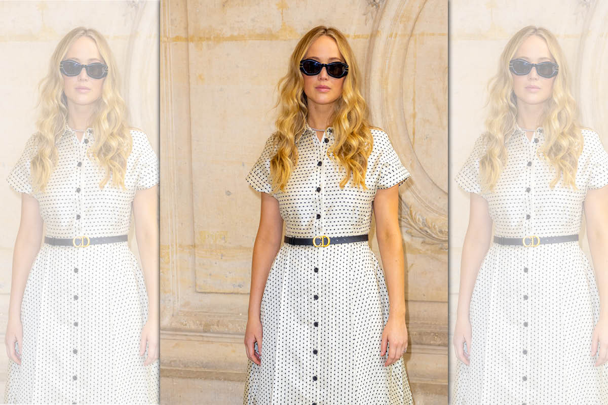 珍妮佛勞倫斯7月現身巴黎時裝週，看起來小腹已略隆起，飄出孕味。（東方IC）