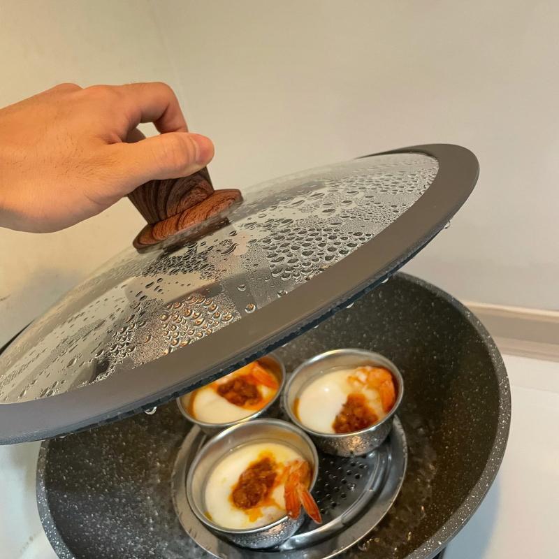 雖然脫模遇上小突槌，但味道還是一級棒。（王可元提供）
