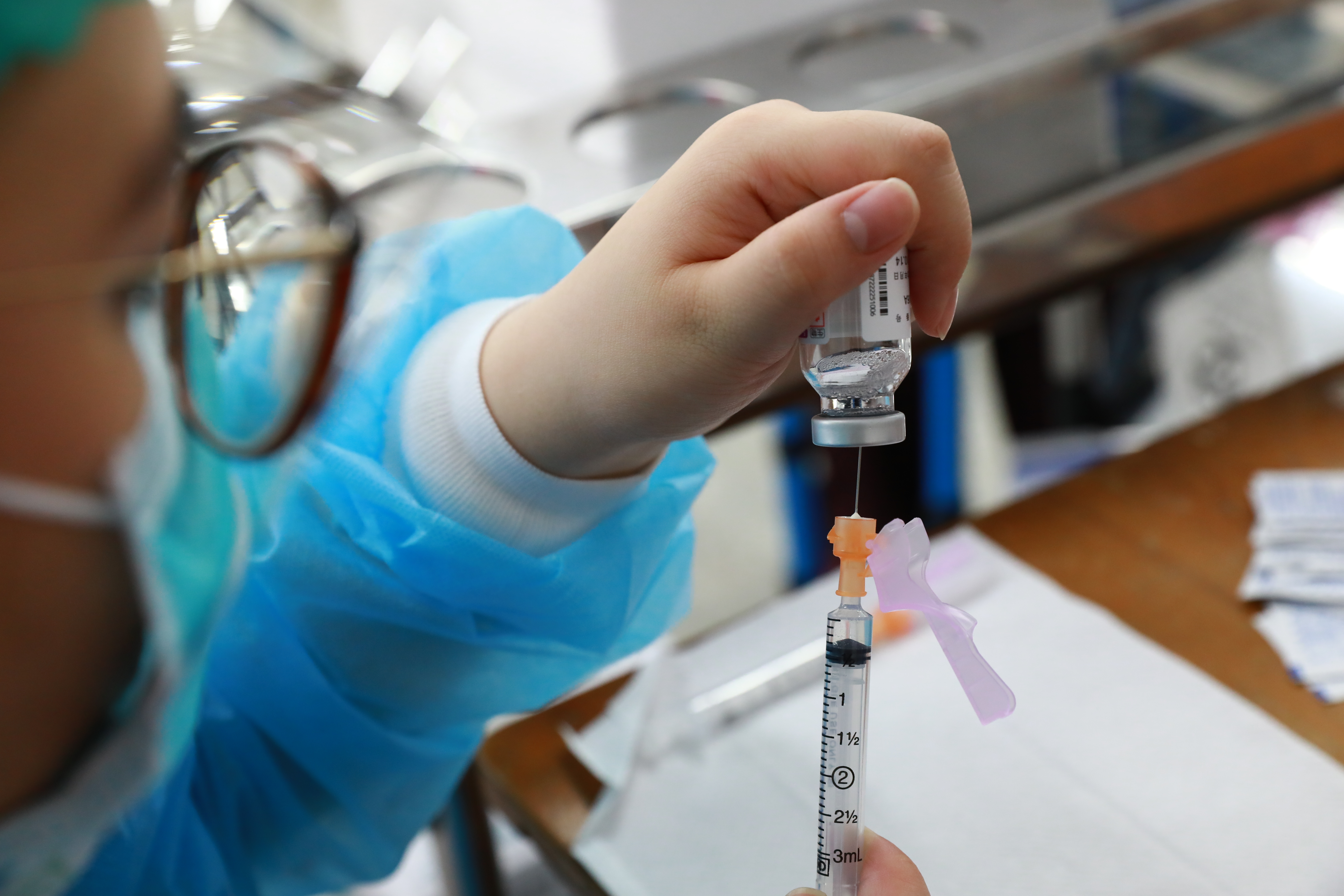 除了Delta變異株傳染性極高外，Mu變異株恐更令人擔憂。（資料照）