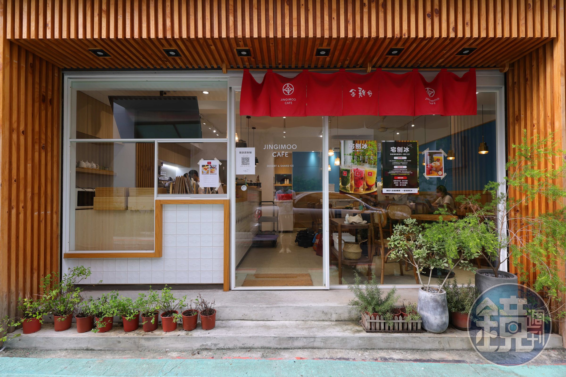 金雞母永康店較於東門店更加寬敞，未來也將提供更多元的下午茶選擇。
