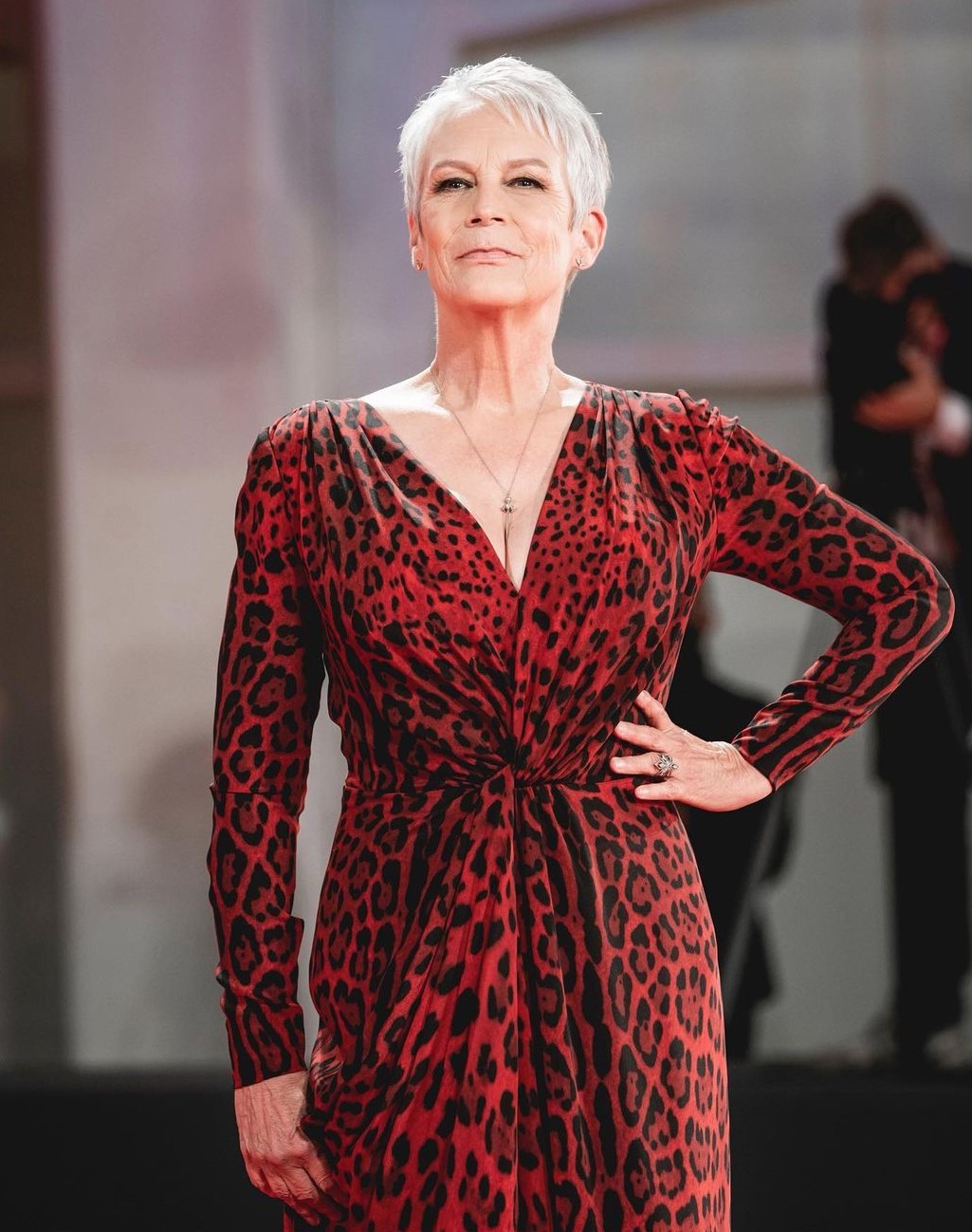 潔美李寇蒂斯亮麗出席威尼斯影展。(翻攝Jamie Lee Curtis IG)