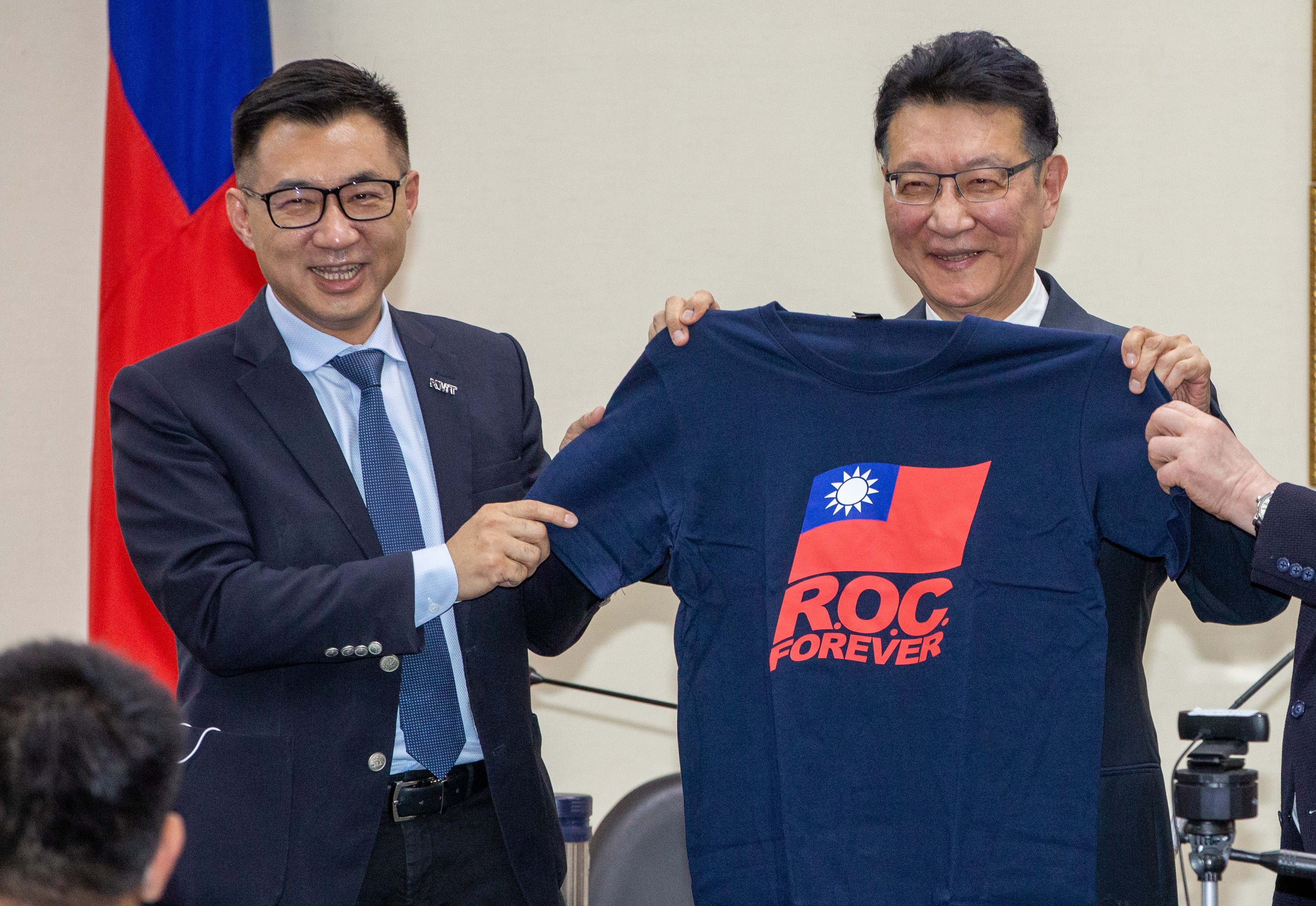 被指聯合江啟臣（左）排擠朱立倫，趙少康（右）特地聲明駁斥。（本刊資料照）