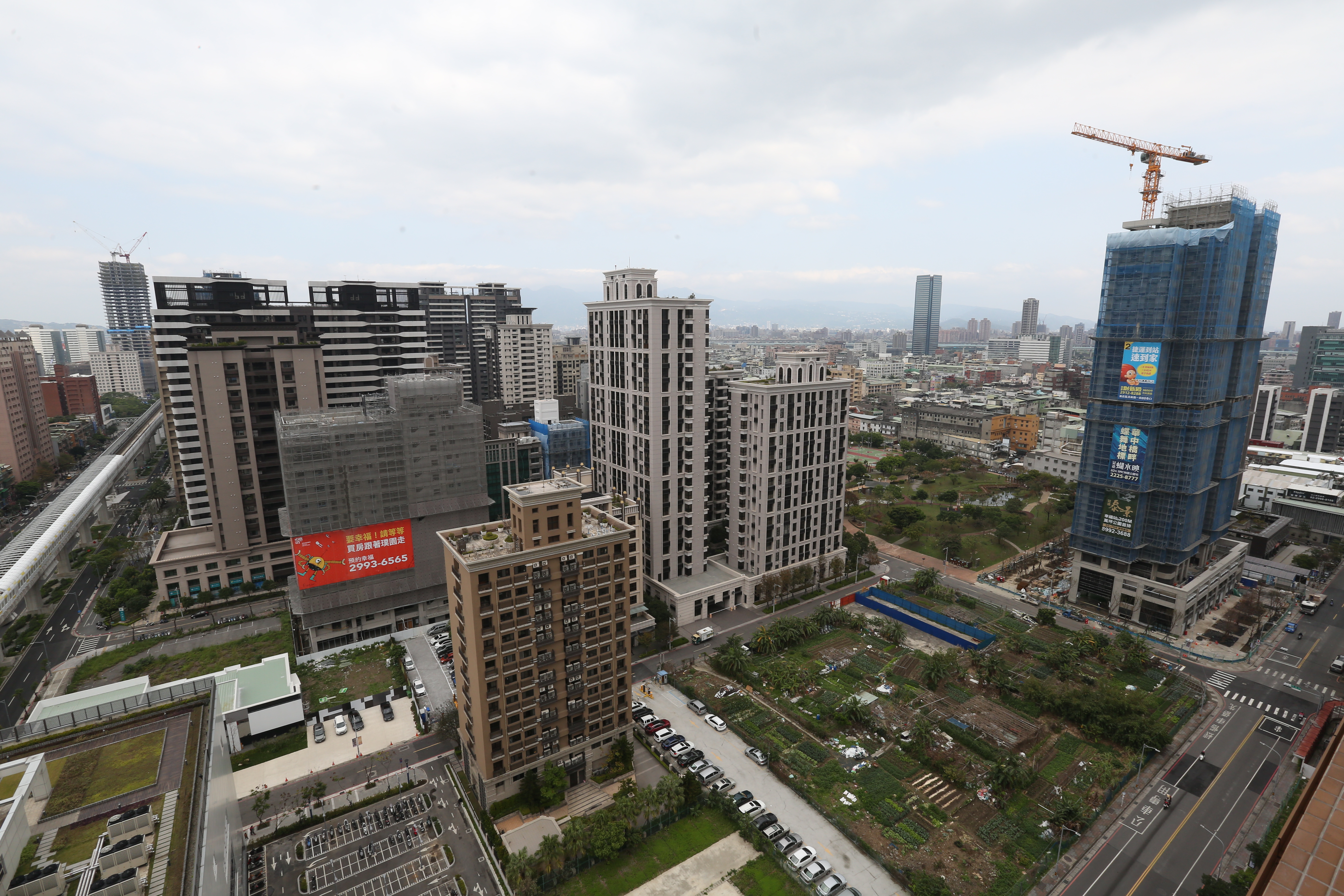 據房仲業最新統計，今年北台灣房市928檔期推案量約2,690億元，較去年同期增加近6成5。