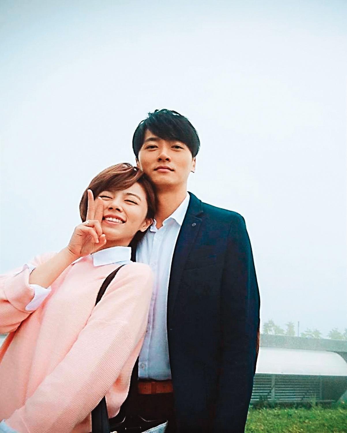 王瞳、馬俊麟在拍攝《大時代》時,戲中互動甜蜜,戲外關係也啟人疑竇。(翻攝自王瞳臉書)