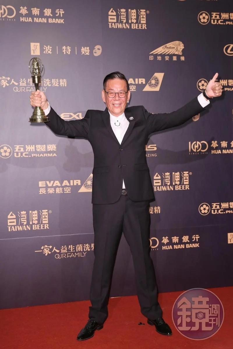 龍劭華獲獎,喜悅寫在臉上。(本刊資料照)