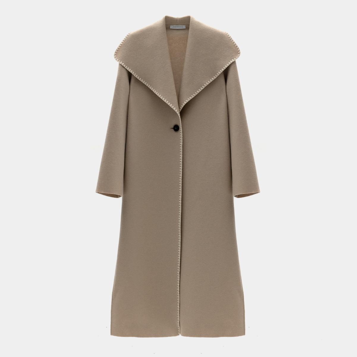 Harris Wharf London獨家款翻領大衣(正面)。NT$16,980