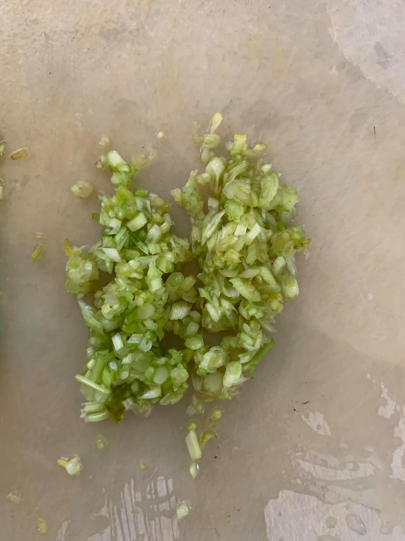 香菜切這麼碎。