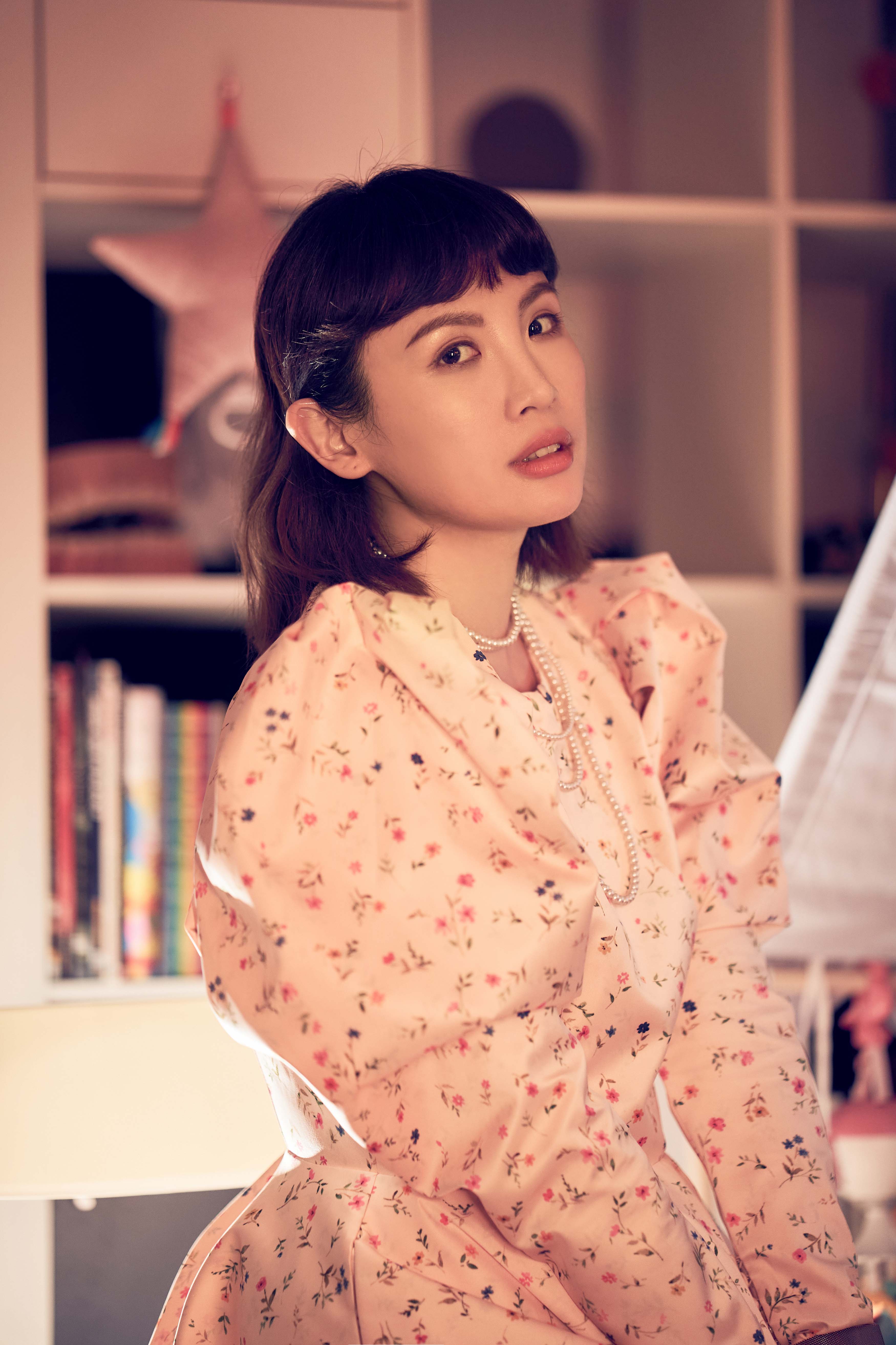 因為兒子路易的誕生，翻轉了魏如萱的生命。（何樂音樂提供）
