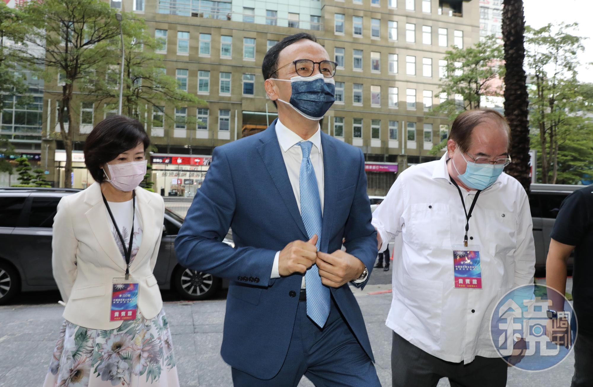 對於立法院長游錫堃稱兩蔣對組黨人士殘酷一詞,前新北市長朱立倫日前不滿反批「民進黨為了黑兩蔣,不惜美化日本殖民史」。(本刊資料照)