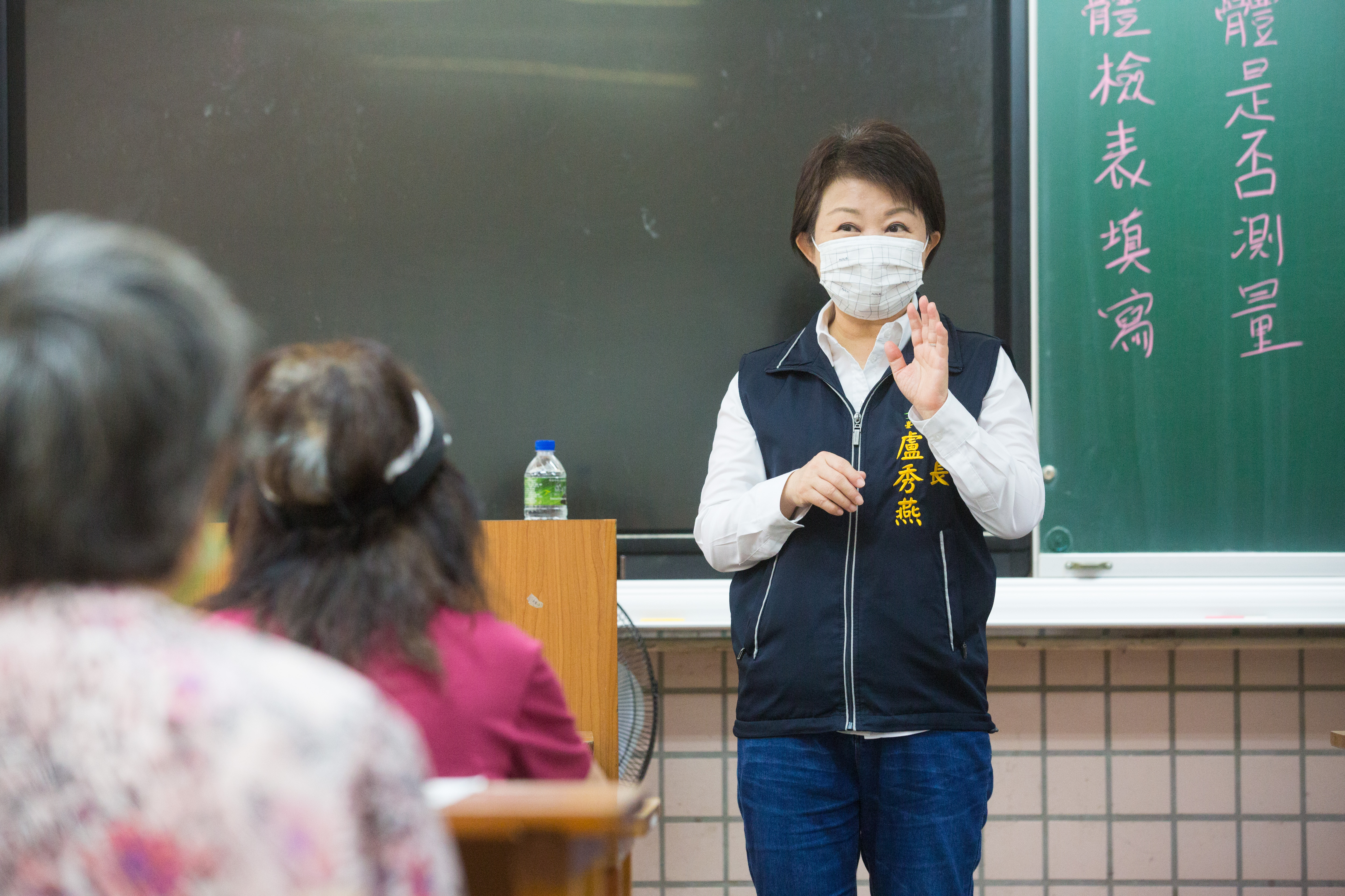 台中市長盧秀燕表示,站在媽媽立場,能夠同理家長考慮是否讓小孩打疫苗「既期待又怕受傷害」的心情。(本刊資料照)