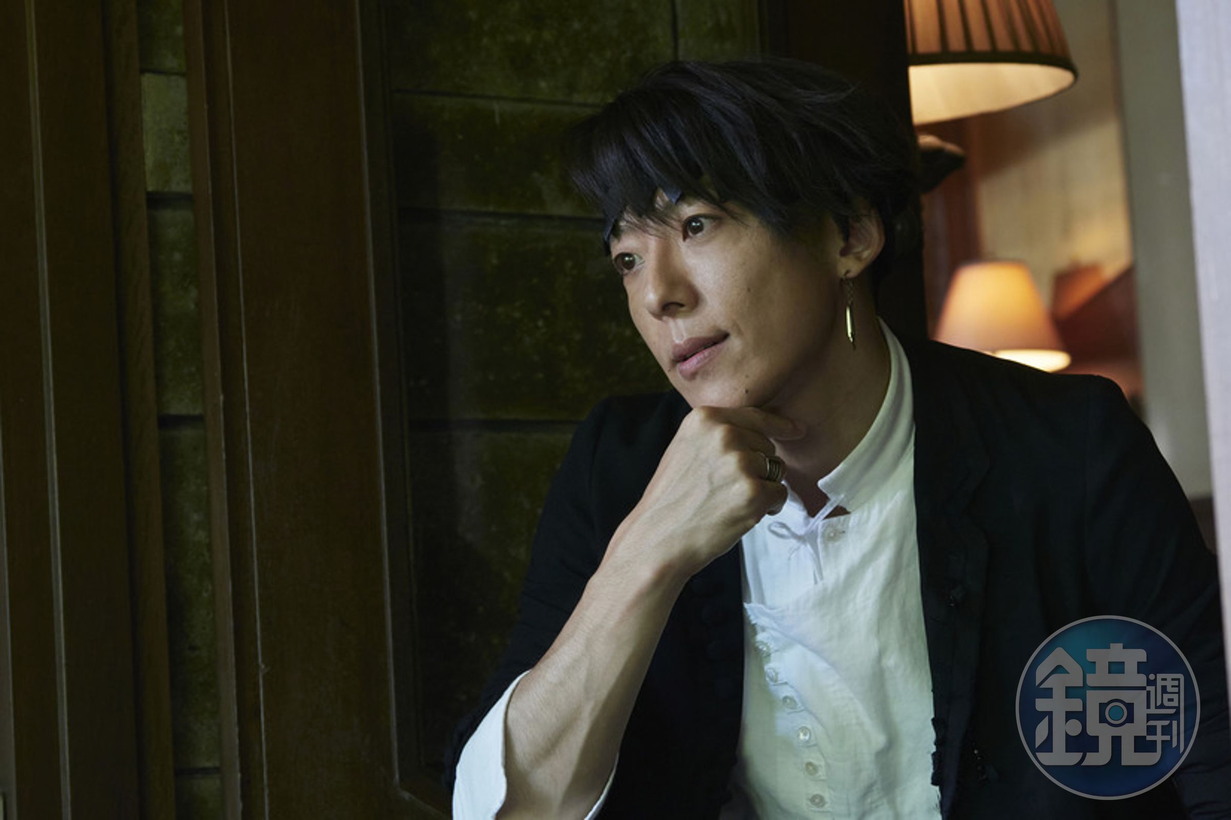 《岸邊露伴一動也不動》只有短短三集，高橋一生神還原岸邊露伴獲得網友讚賞。（網路圖片）