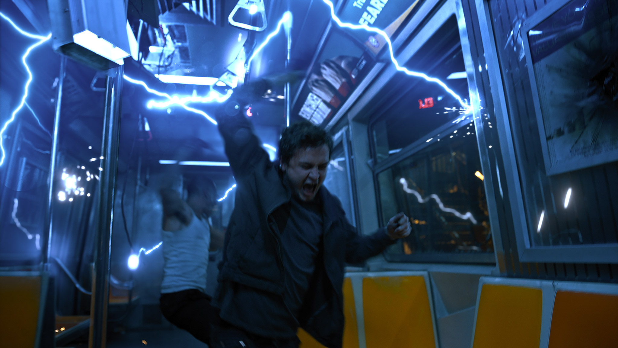 流沙場景的設計是將20噸的沙灌進60立方公尺的空間，製造出能讓人沉下去的流沙效果。（索尼提供）