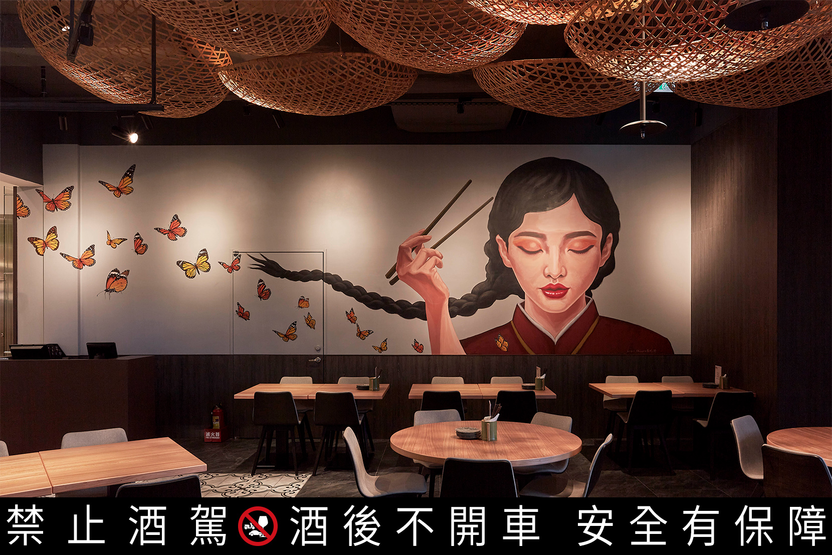真心台菜插旗微風南山、微風復興館。
