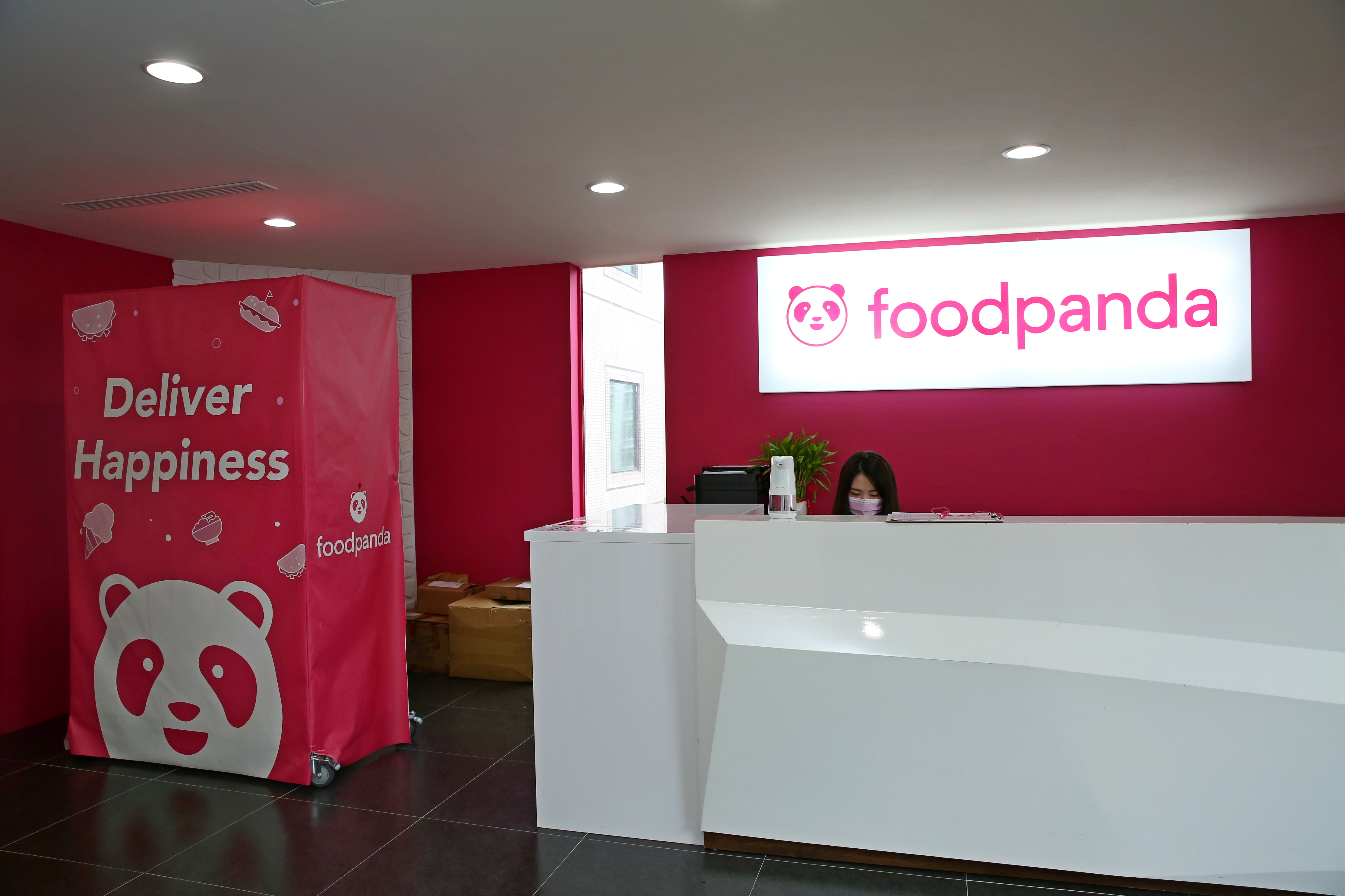 foodpanda要求餐廳「標價與店內一致」，遭公平會處以200萬元罰鍰。（本刊資料照）