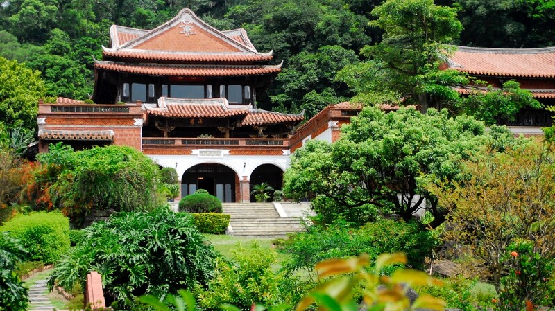 南園由台灣建築之父漢寶德先生操刀設計,結合江南庭園、閩式建築及洋樓拱廊。(南園提供)