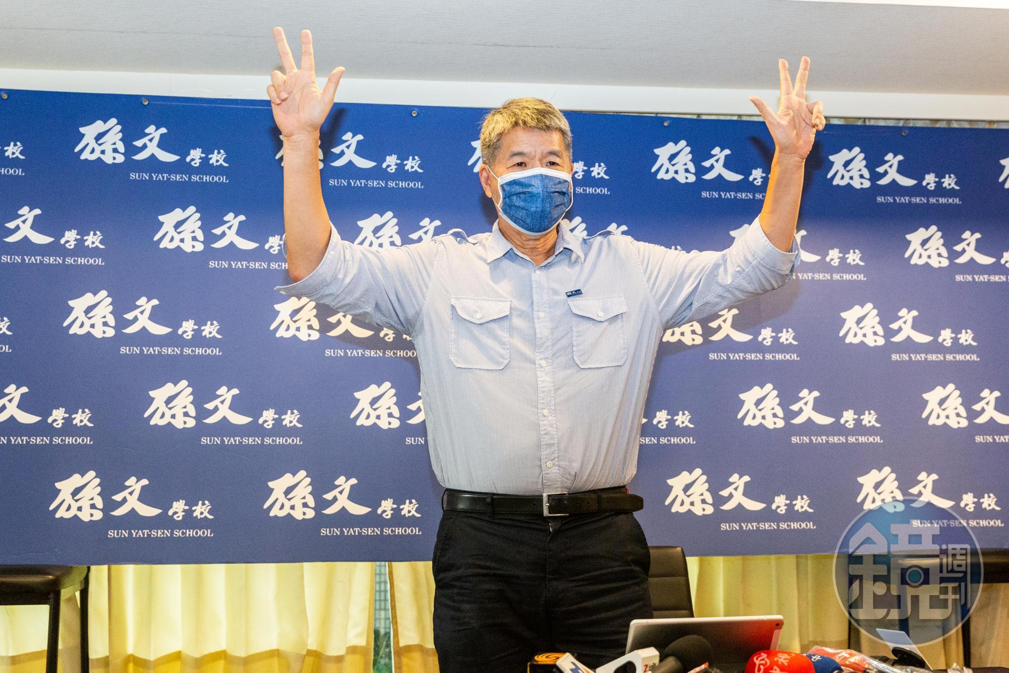 張亞中參選黨主席民調高漲，不少藍營民代和縣市長卻反而力挺朱立倫。