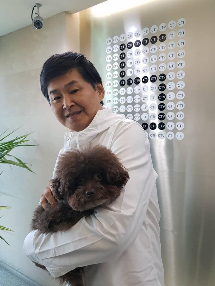 賀一航因為怕痛拒絕接受化療，他曾表示自己抗癌方式不值得病友學習。（翻攝賀一航臉書）
