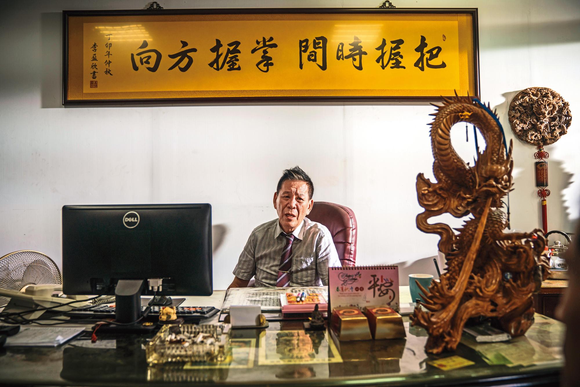 雖然身體狀況頗多,不過龍劭華依舊是劇組中的開心果,演《陽光普照》時也是如此。