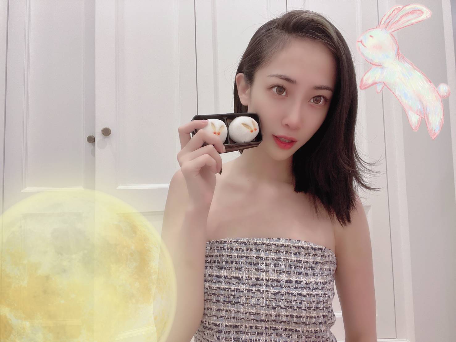 黎晏孜中秋收到日本友人寄來的「月見糰子」，讓她超感動。（經紀人提供）