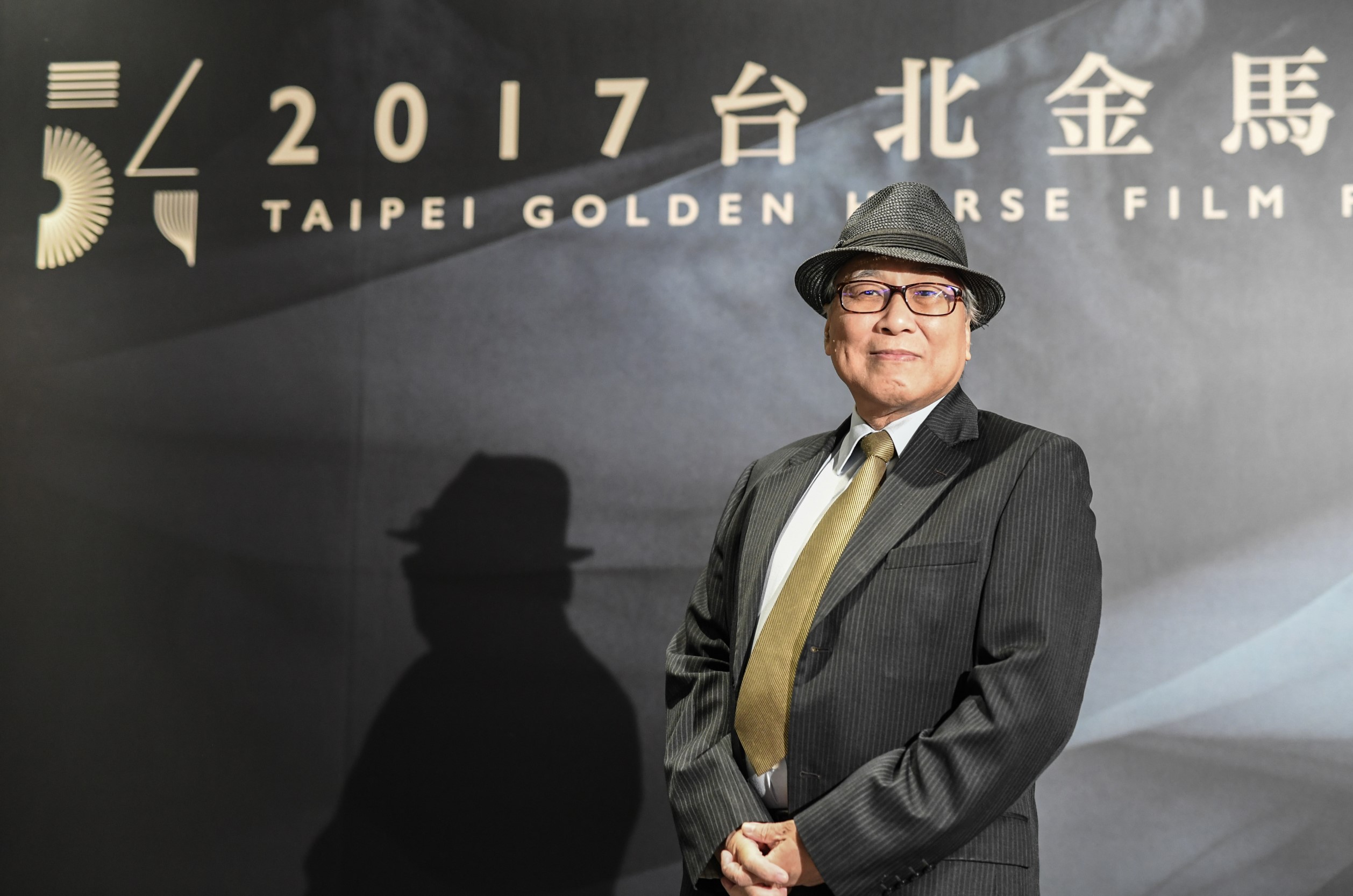 經常參加影展活動的黃建業多才多藝,除了電影,也喜歡美食、寫詩等。(黃建業提供)