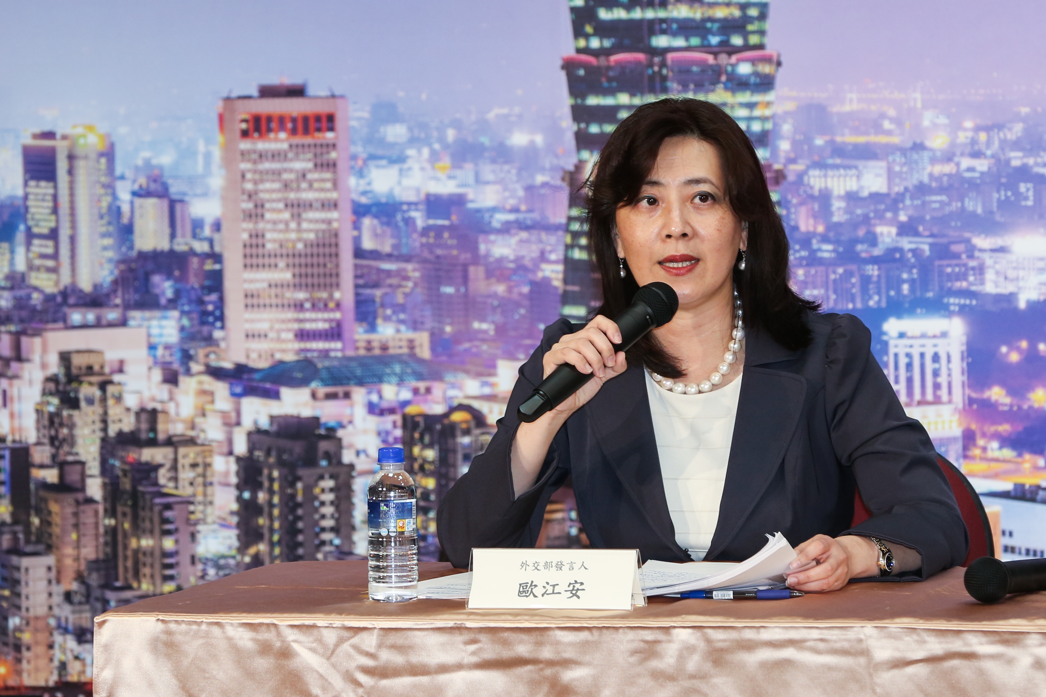 外交部發言人歐江安今天表示，聯合國大會正在舉行總辯論，因疫情影響採取實體會議及預錄聲明並行方式進行。