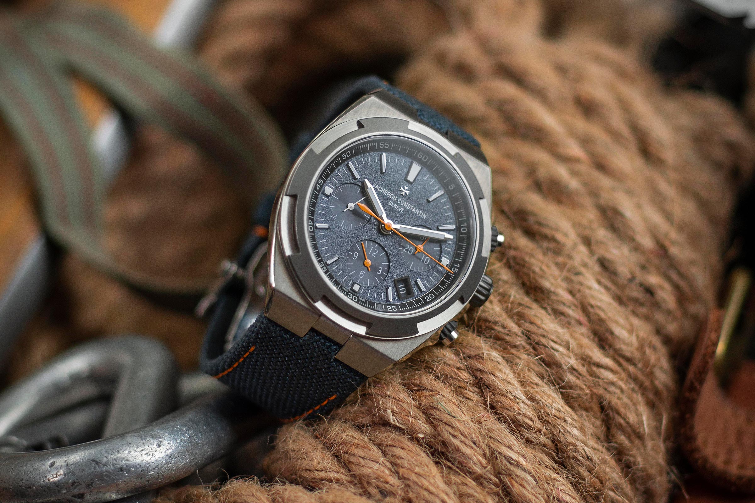 【新錶2021】登峰探險！江詩丹頓推出兩款Overseas系列Everest限量版