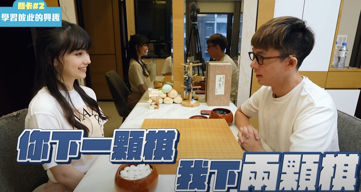 阿滴邀請黑嘉嘉拍攝新影片,引起網友熱議。(翻攝自阿滴日常YouTube頻道)