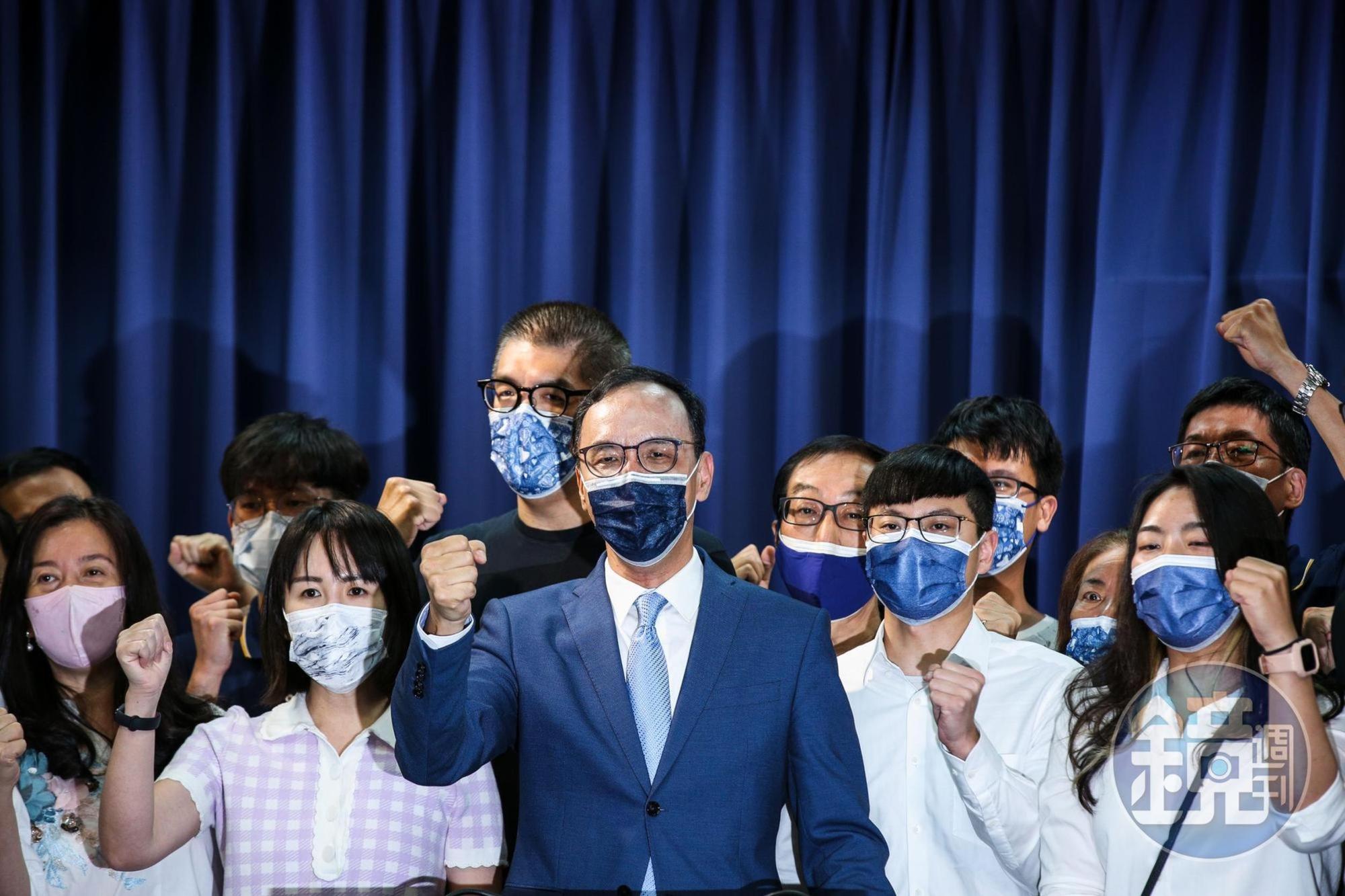 黨內解讀，組織票及「亡黨感」在選前最後一刻發酵是朱勝出的主因。