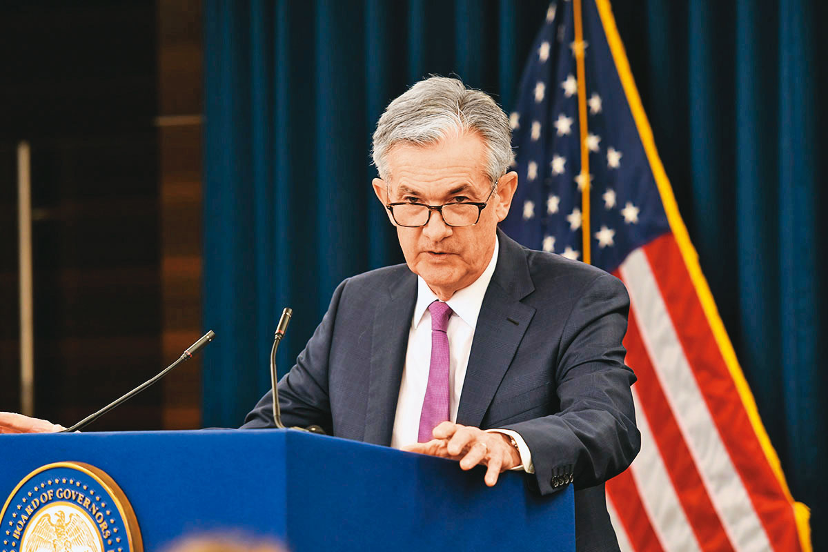 聯準會主席鮑威爾在公開市場委員會會後記者會中表示，聯準會最早可能會在11月開始縮減購債規模。（翻攝自聯準會官網）