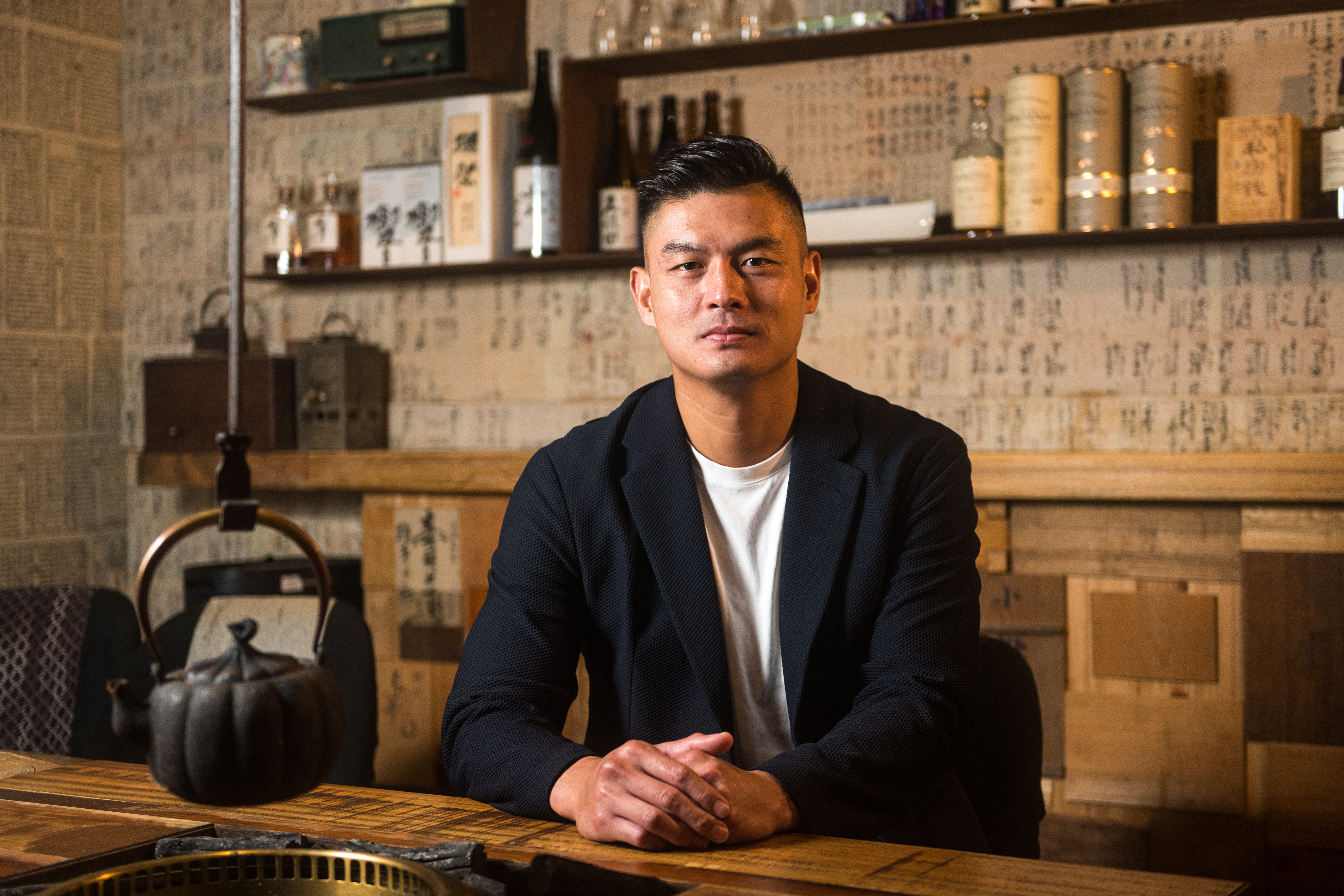 疫情期間，胡同老闆吳念忠和愛店或適合的品牌合作，共同研發具話題性的冷凍料理包。 