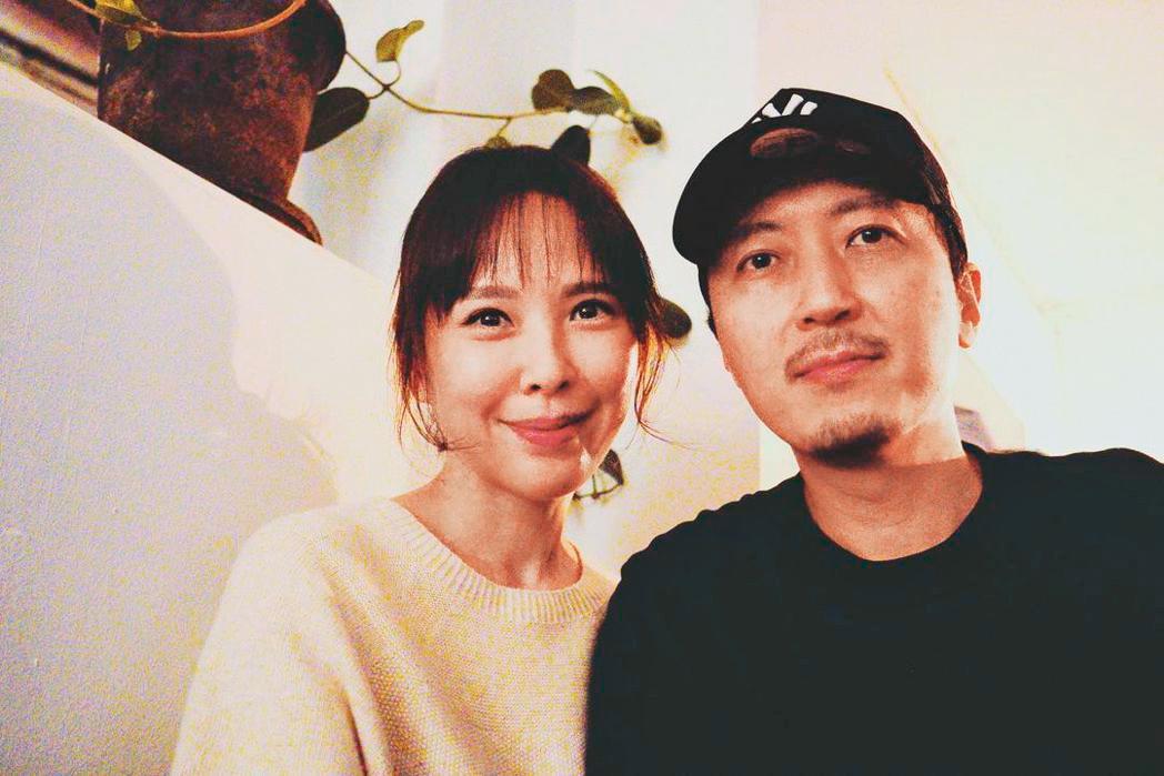 天心和韓籍攝影師金英敏結婚5年，至今仍過著聚少離多的生活。（翻攝天心臉書）