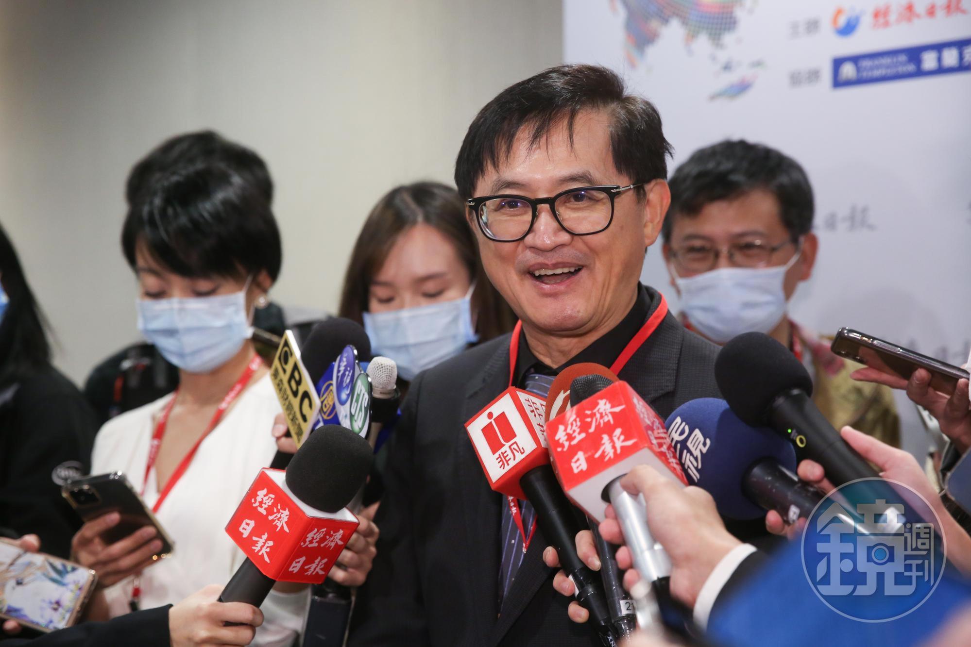 和碩董事長童子賢在出席公開活動時表示，全力配合當地政府政策，啟動節能降載機制。（本刊資料照）