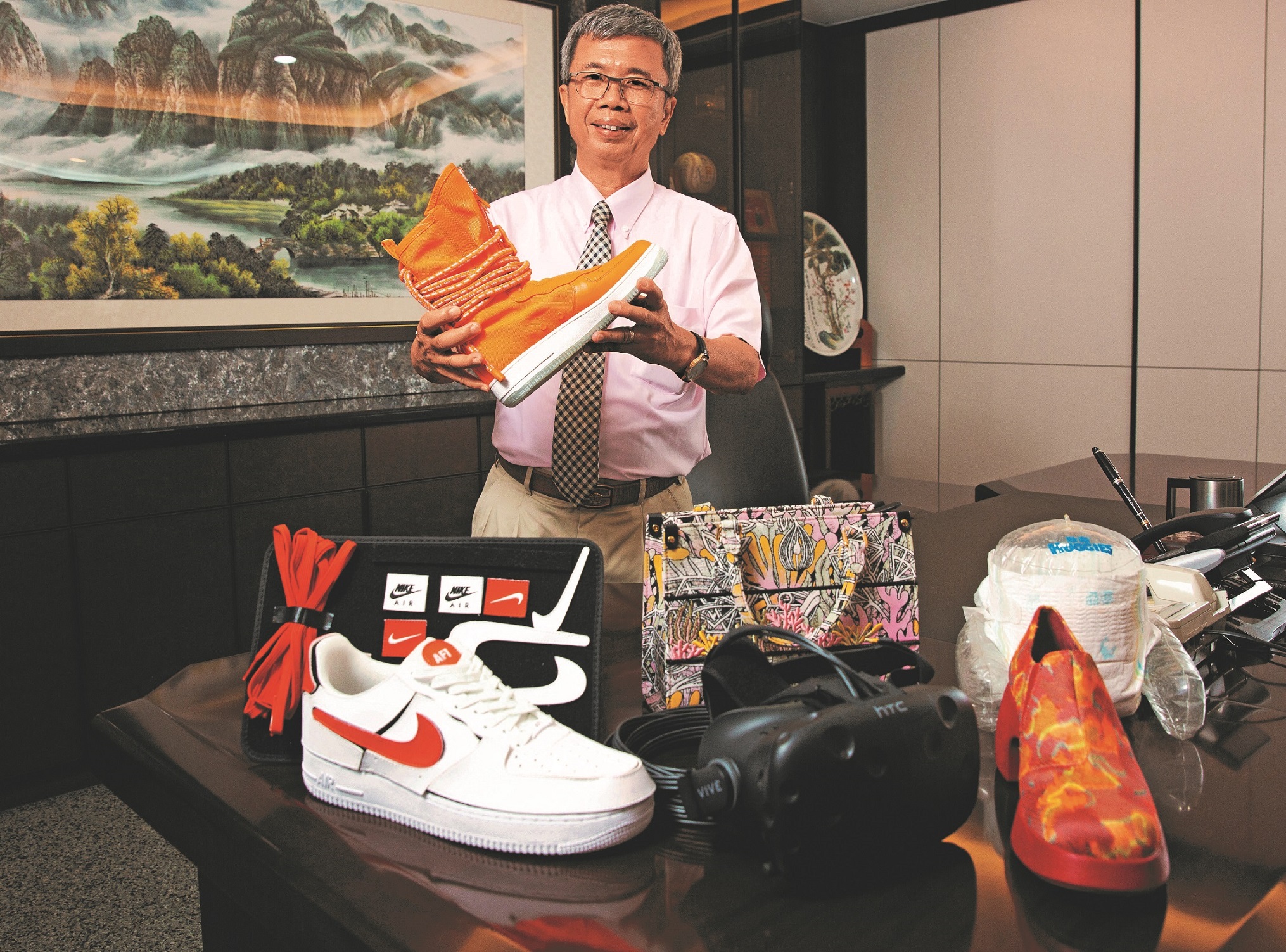 台灣百和從魔鬼氈起家，至今成為各大運動品牌協力伙伴。