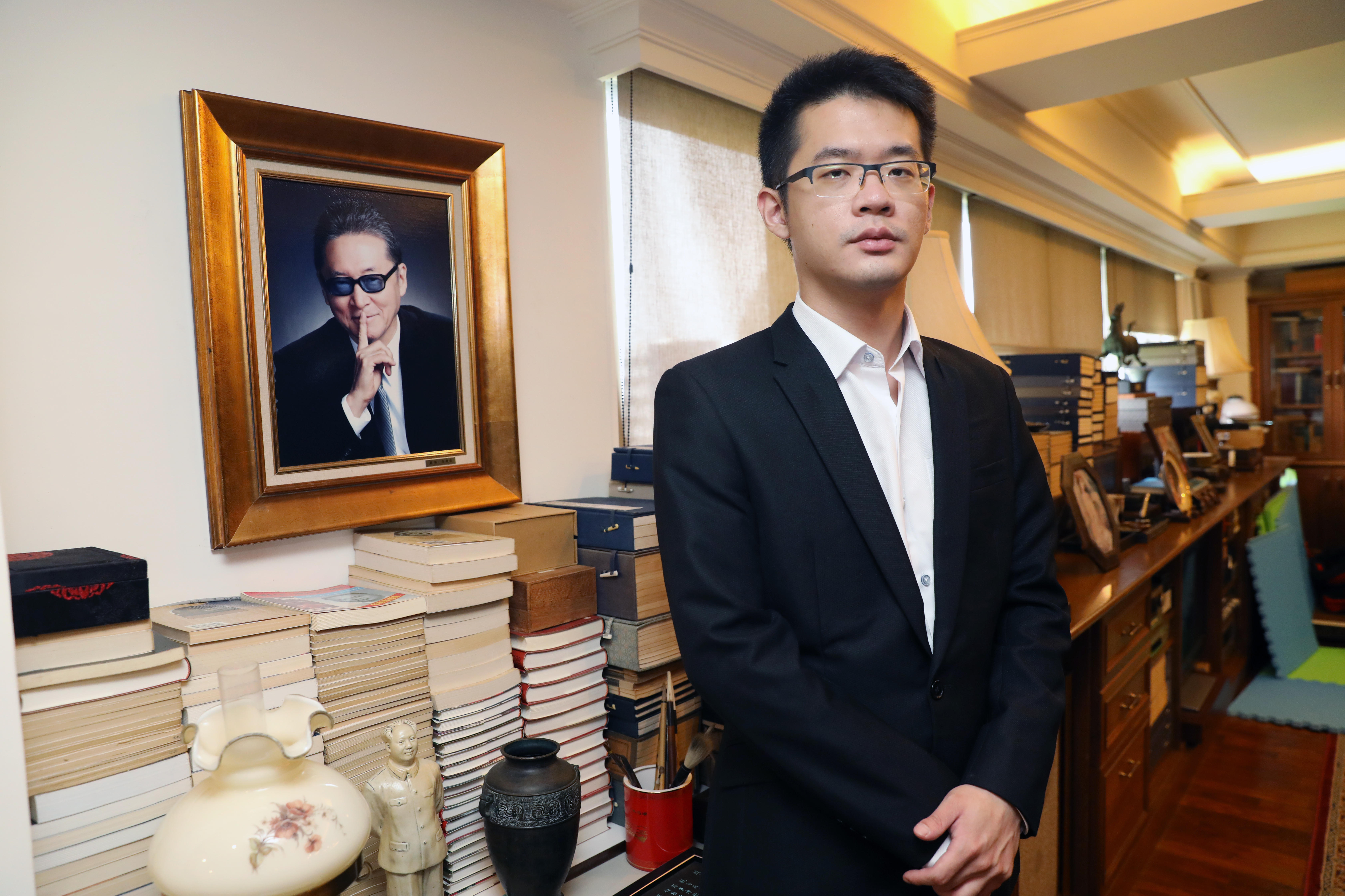 李戡在臉書撰文猛攻張亞中「完全沒資格當國民黨主席」。