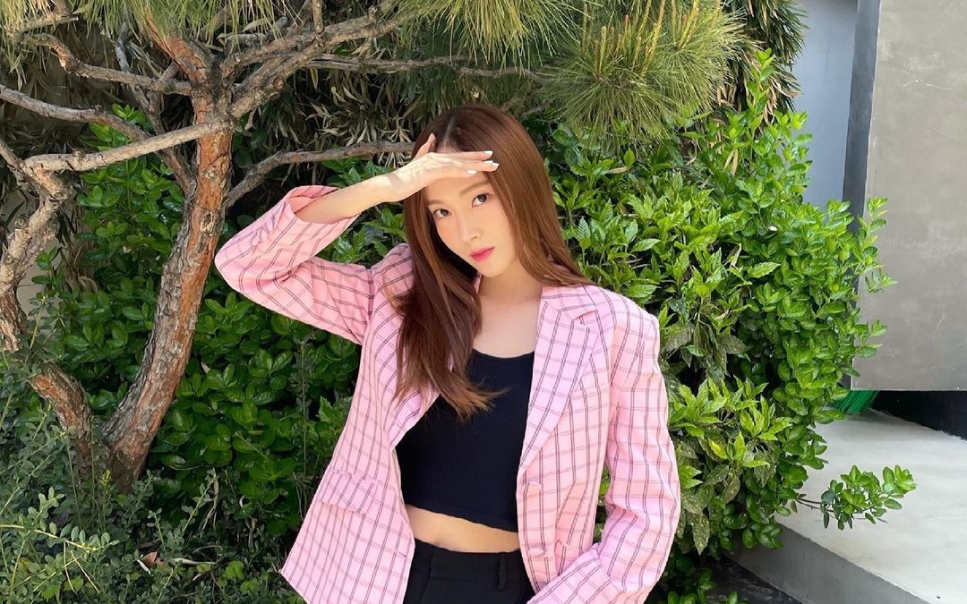 前少女時代成員Jessica的時尚品牌「Blanc @ Eclare」遭控欠債高達1.9億元。（翻攝Jessica IG）