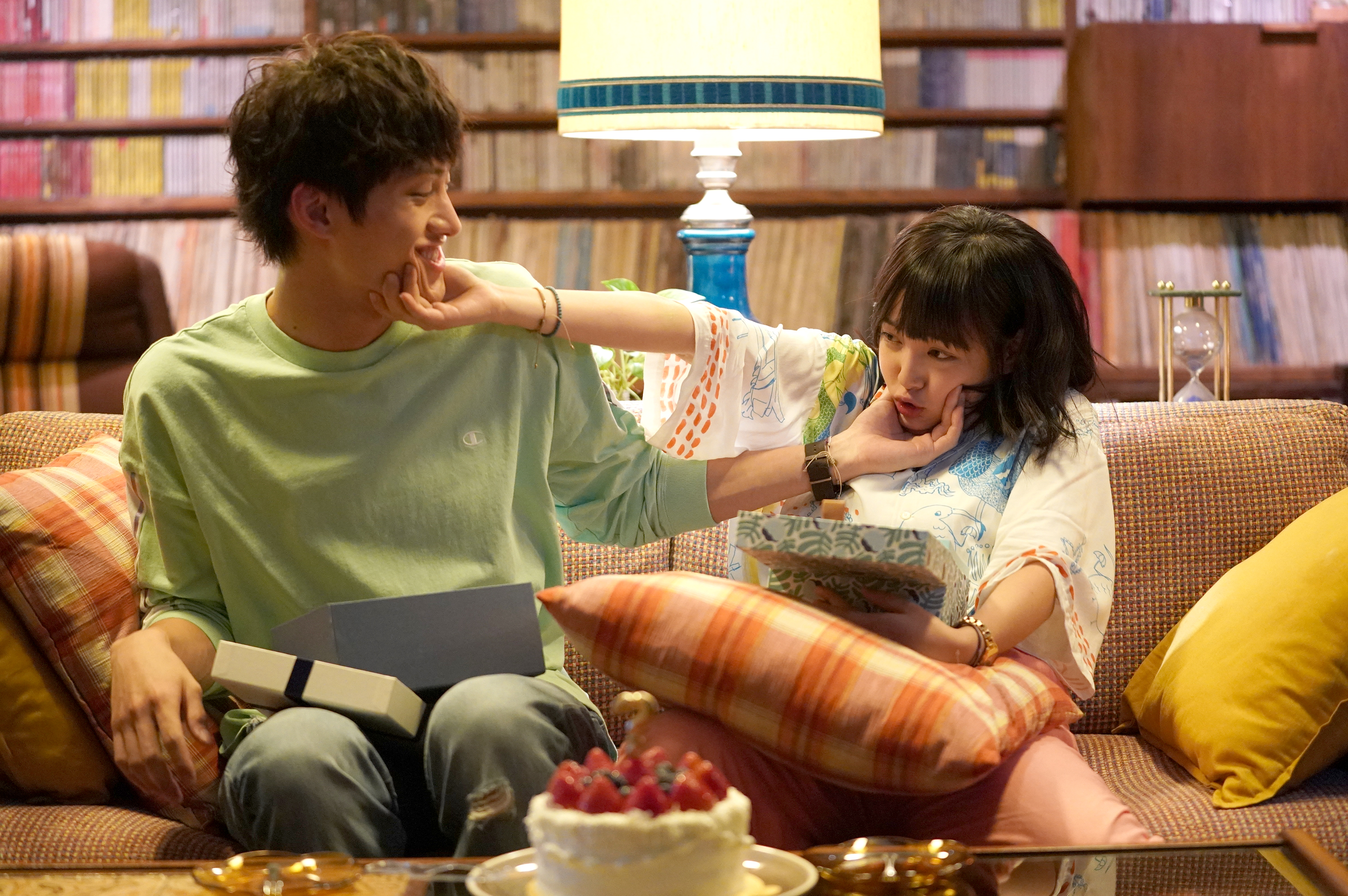 王淨和范少勳將從高中演到成年時期。（Netflix提供）