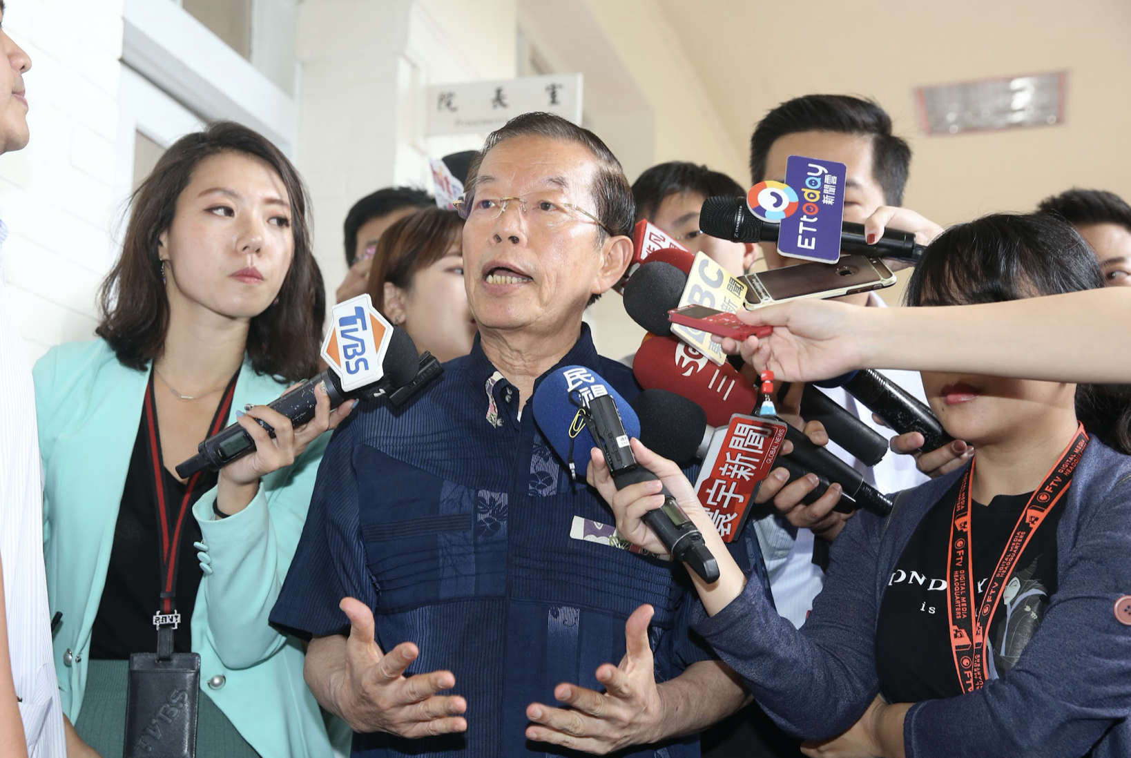 台灣5位好手參加自由潛水世錦賽，國旗卻遭撤下，此舉也使多國選手群起撤國旗聲援，駐日代表謝長廷也發聲。（資料照）