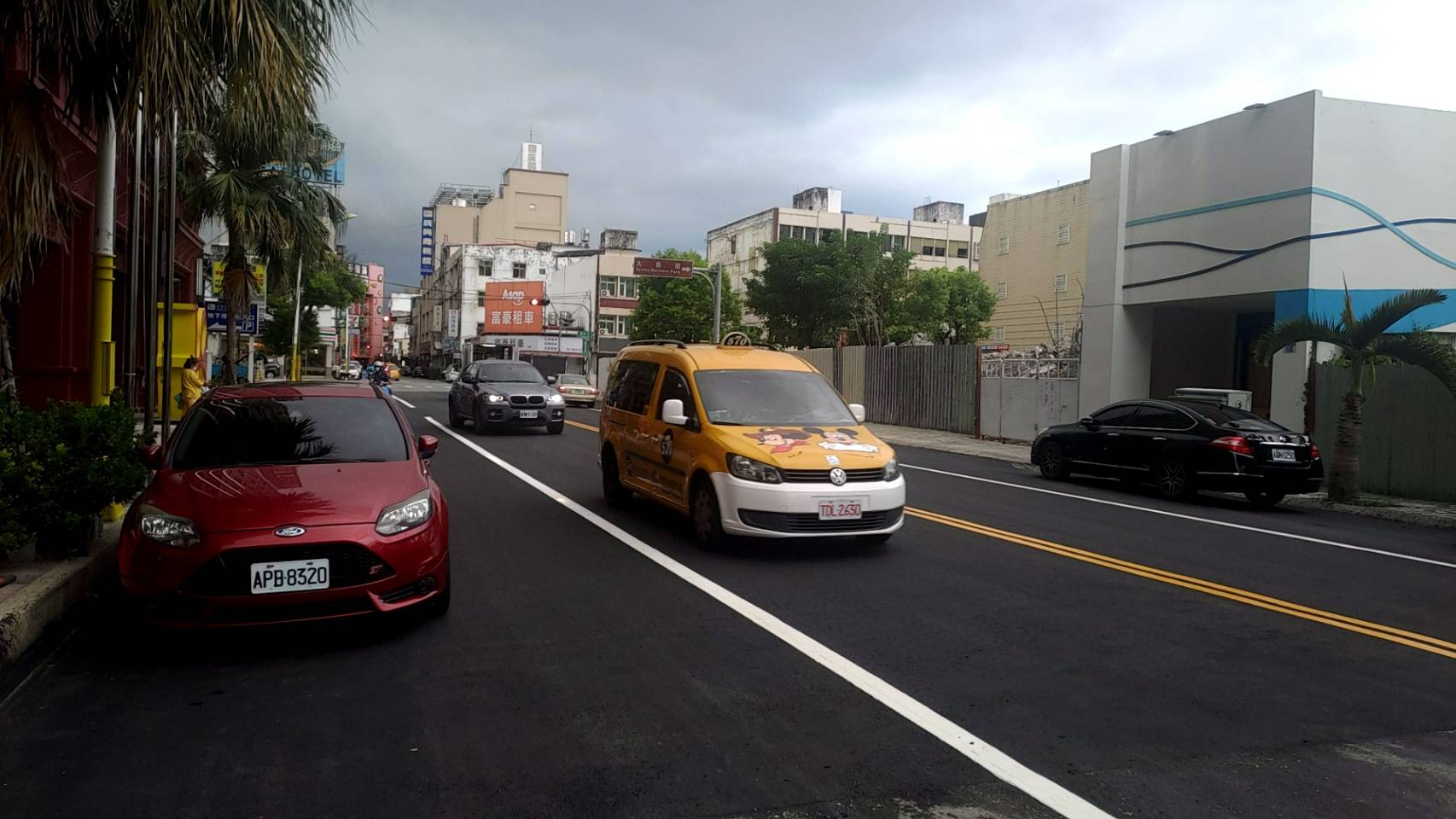 拆除中的漫波飯店發生倒塌意外，承包的亞國機械工程24小時內搶修，恢復花蓮國聯五路的交通。