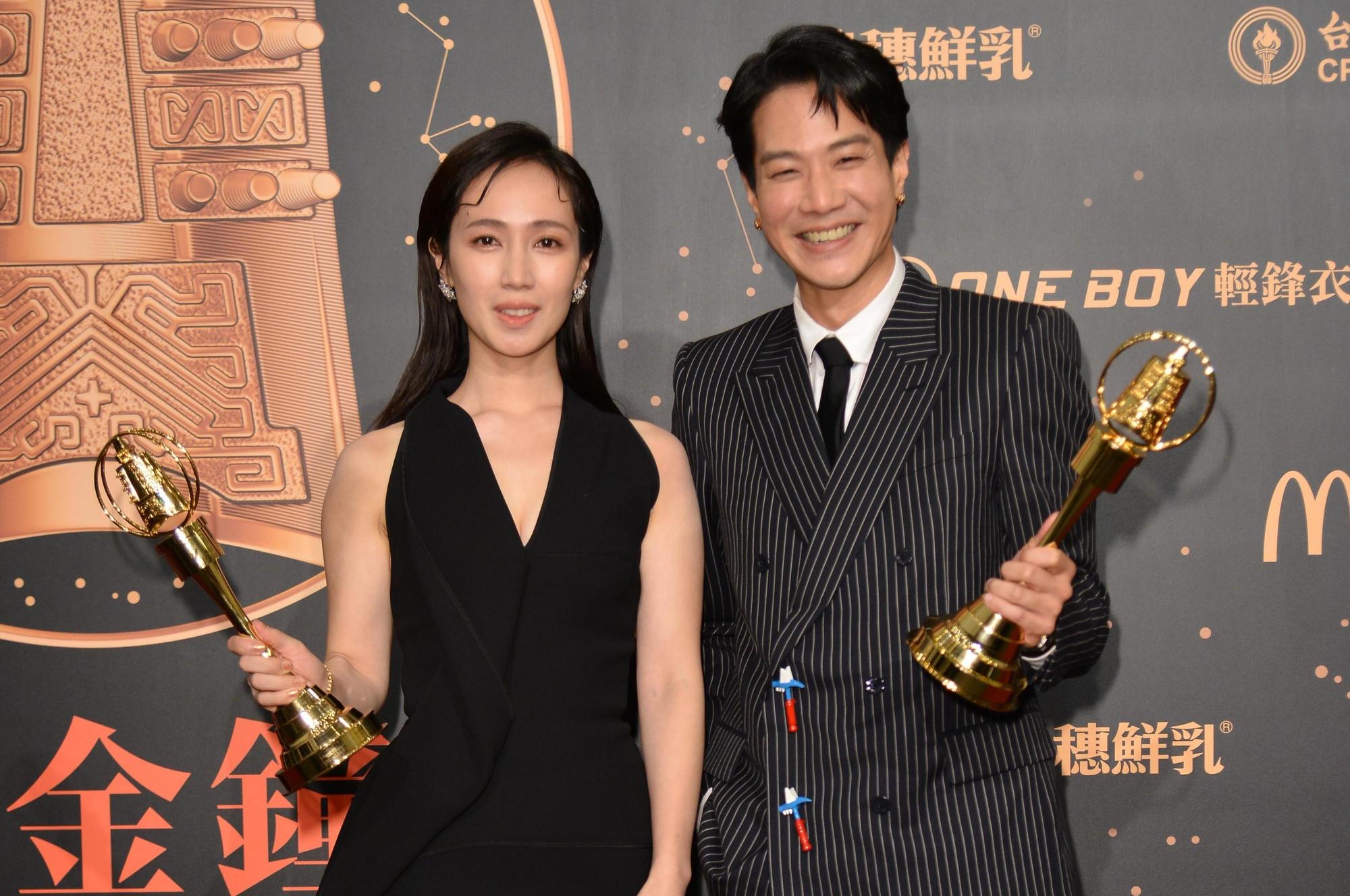 小薰和薛仕凌歌手做到演員,在本屆金鐘都獲獎。