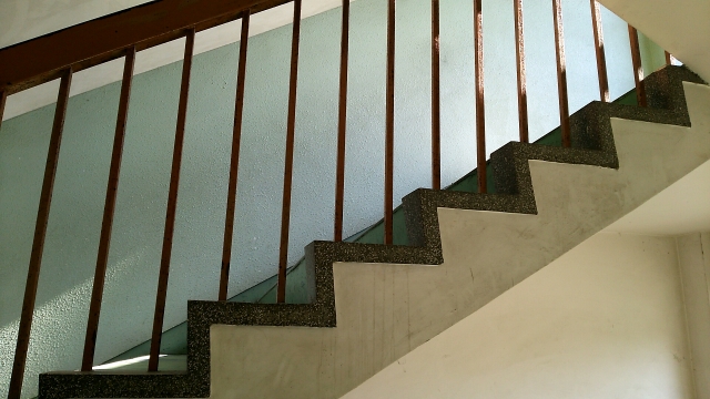 1名男學生看到學妹撿到一條內褲，看到「小小兵」圖案，才發現是自己的內褲，更想起前一天發生的事。（示意圖 photo-ac）