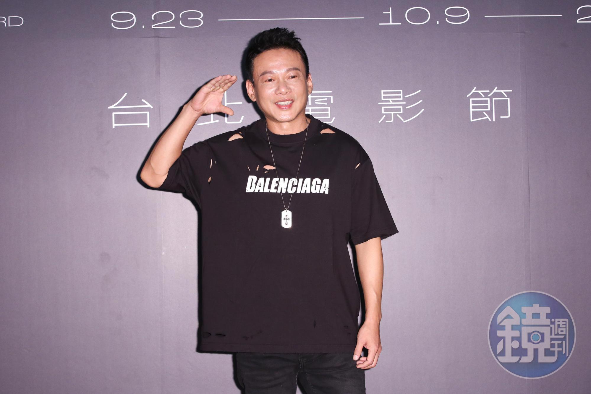 李康生很會冷面搞笑,讓同戲的演員都抓不住他。