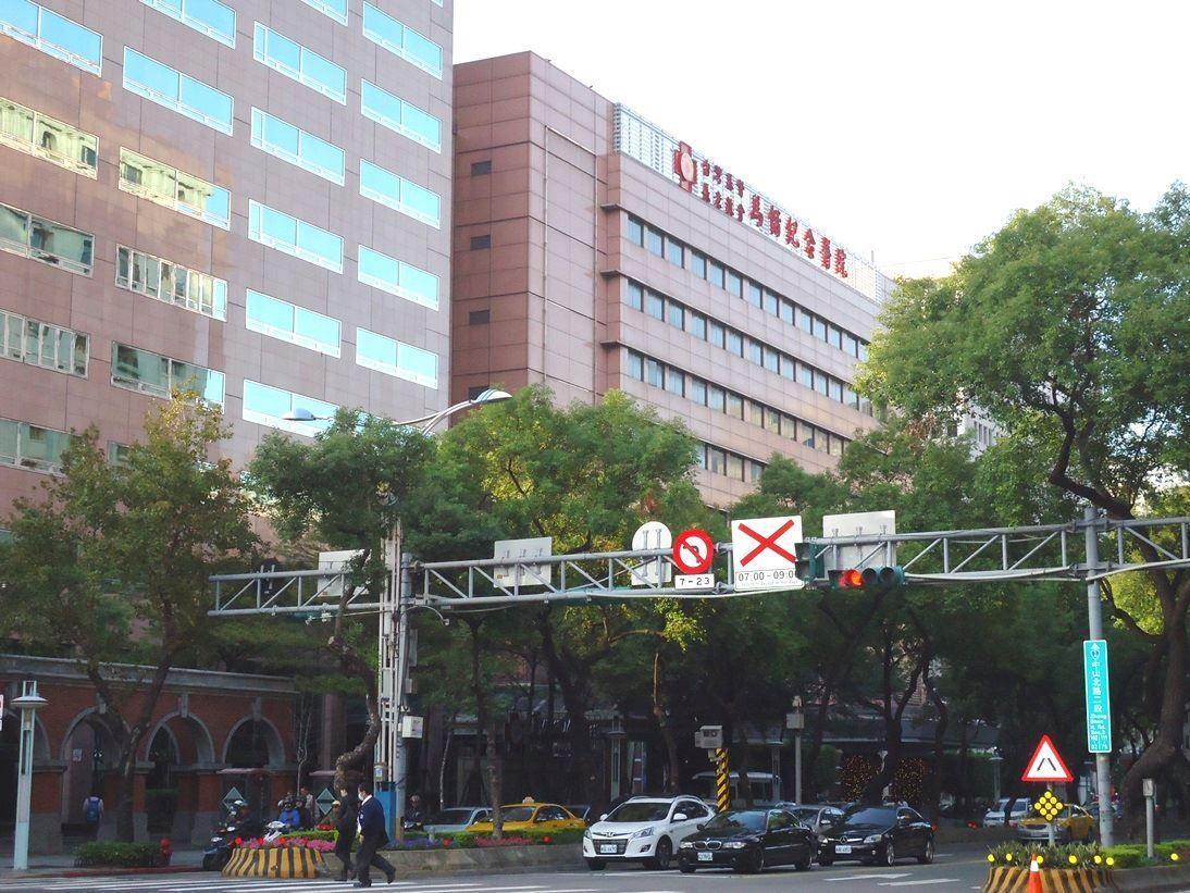 台灣邁入高齡化社會,醫院周邊的住宅讓房市相當熱絡。