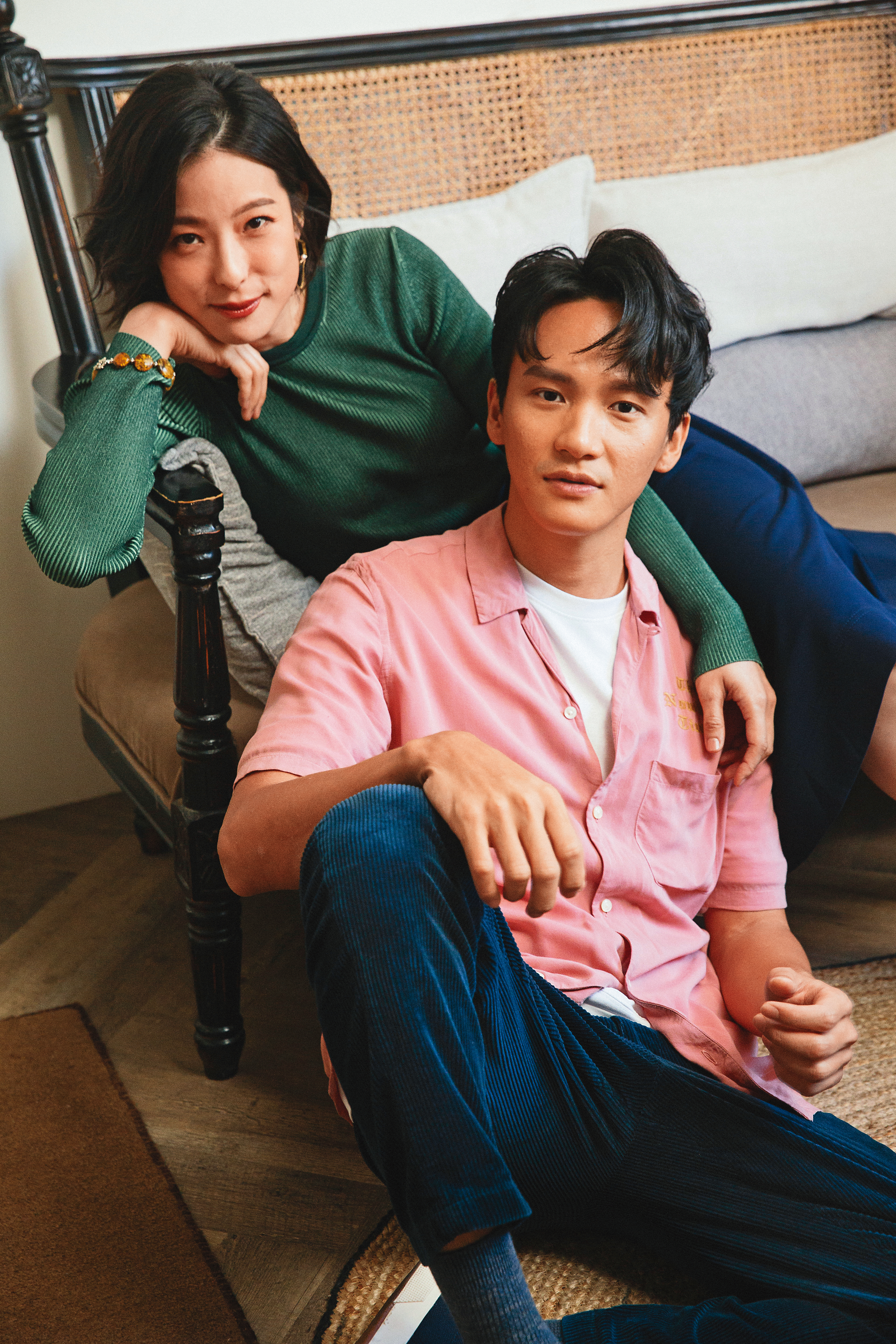 曹晏豪2年前曾在電影《聖人大道》擔任男主角，與賴雅妍搭檔演出。