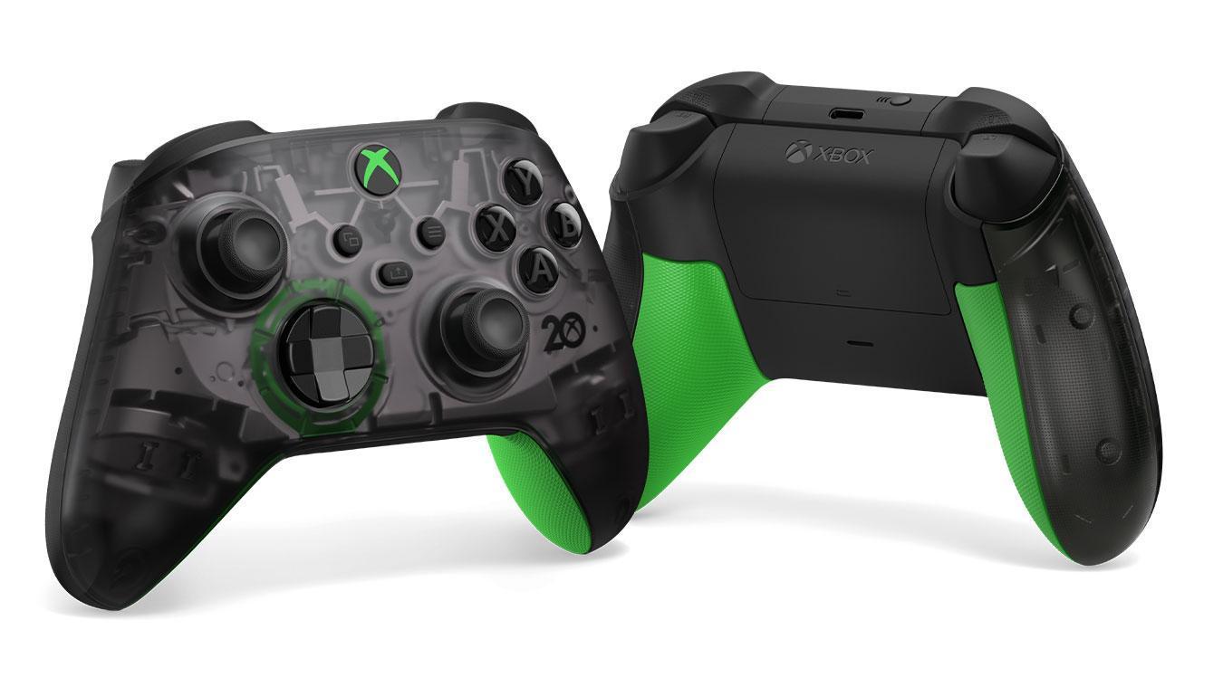 紀念款控制器在Logo及手握處都用上經典的綠色配色。(翻攝自Xbox台灣官方臉書)